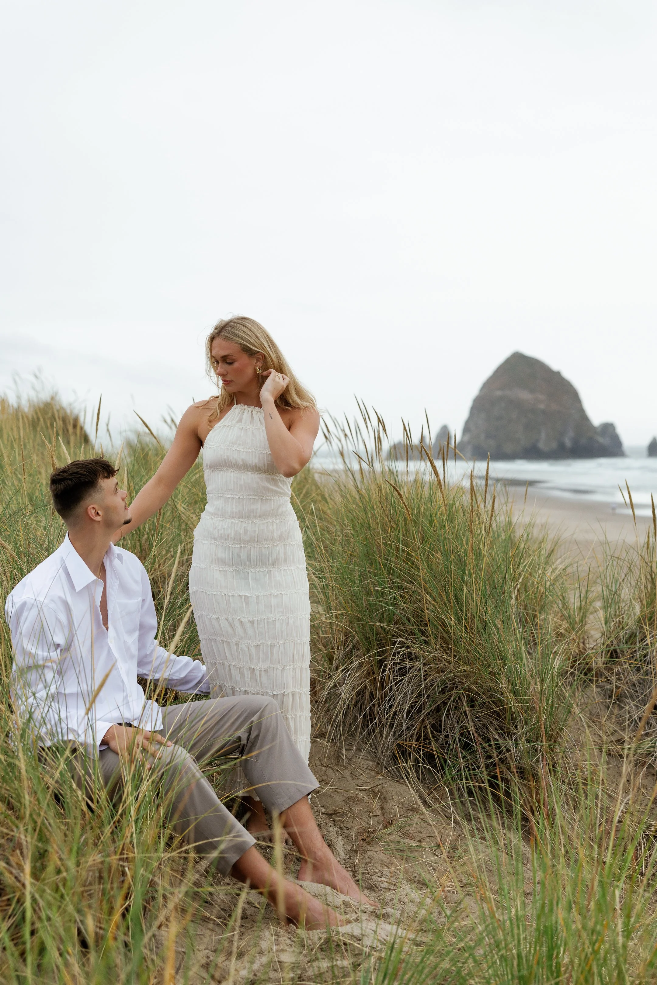 Megan_VanDoran_Photography_Cannon Beach_Oregon_Coast_Engagement-19.jpg