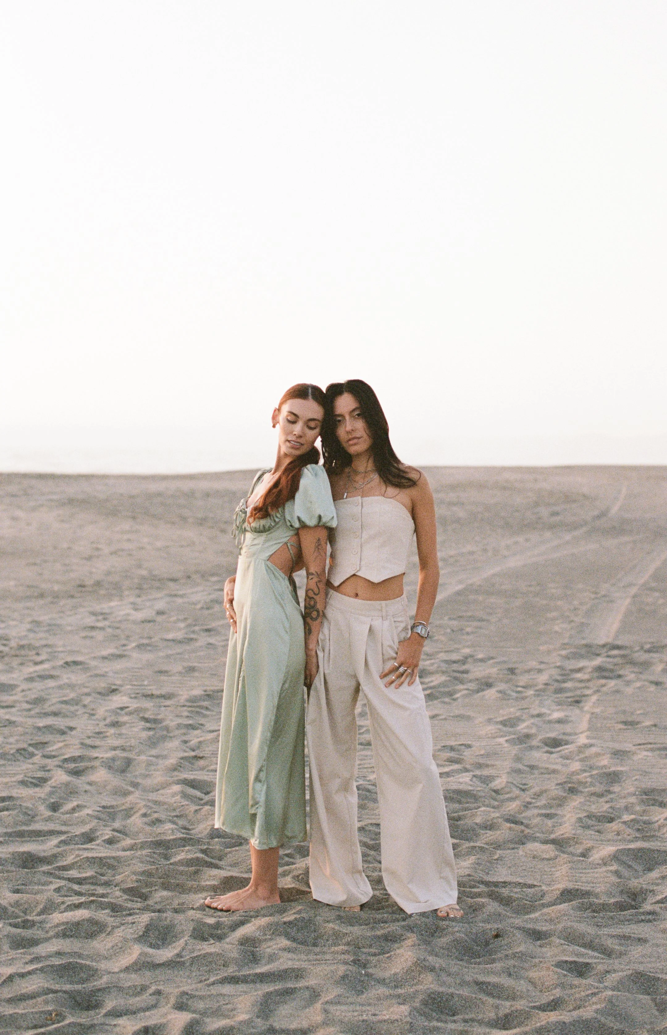 Oregon-Beach-Couples-Film-3.jpg