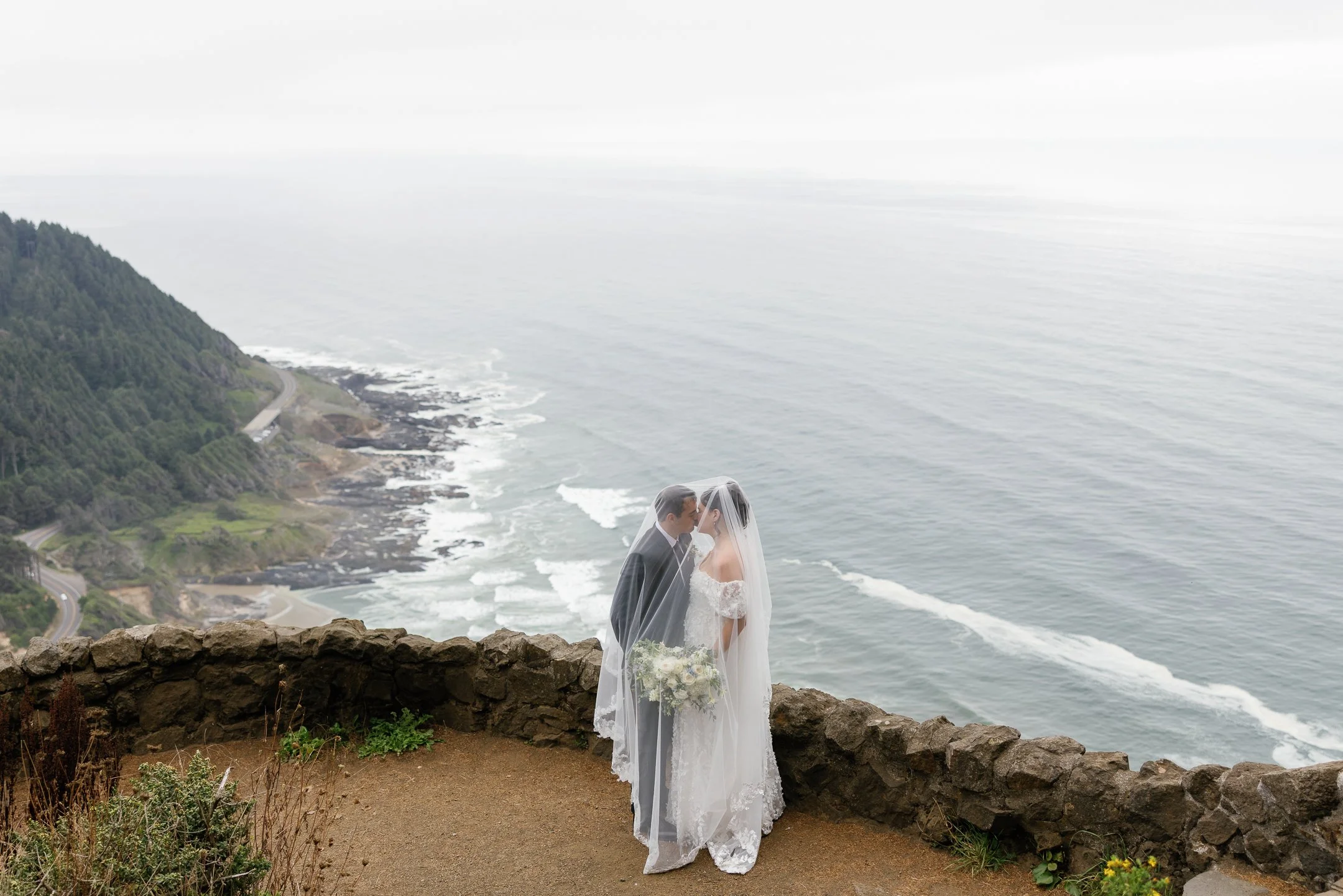 Oregon_Coast_Wedding_Megan_VanDoran_Photography-59.jpg