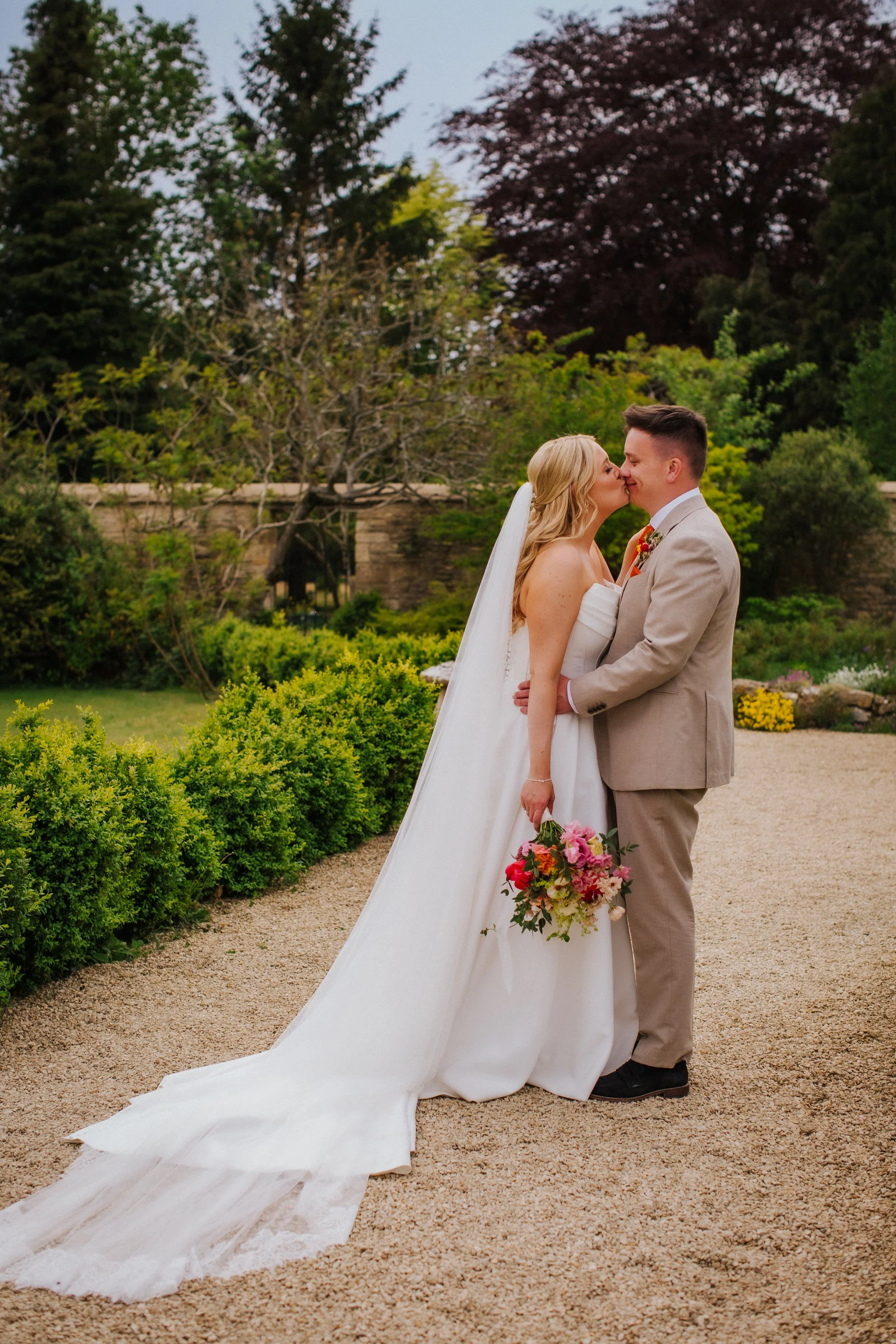 binkynixonphotography_b&t_wed501.jpg