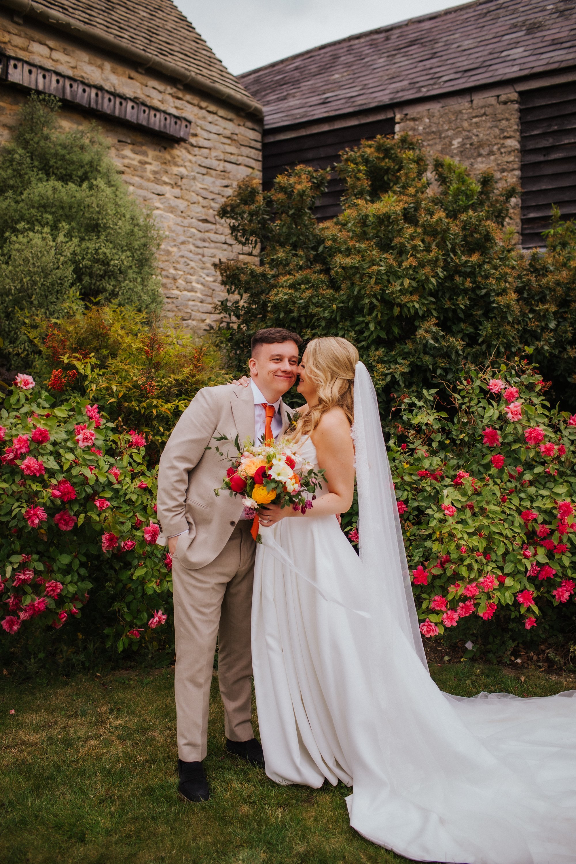 binkynixonphotography_b&t_wed555.jpg