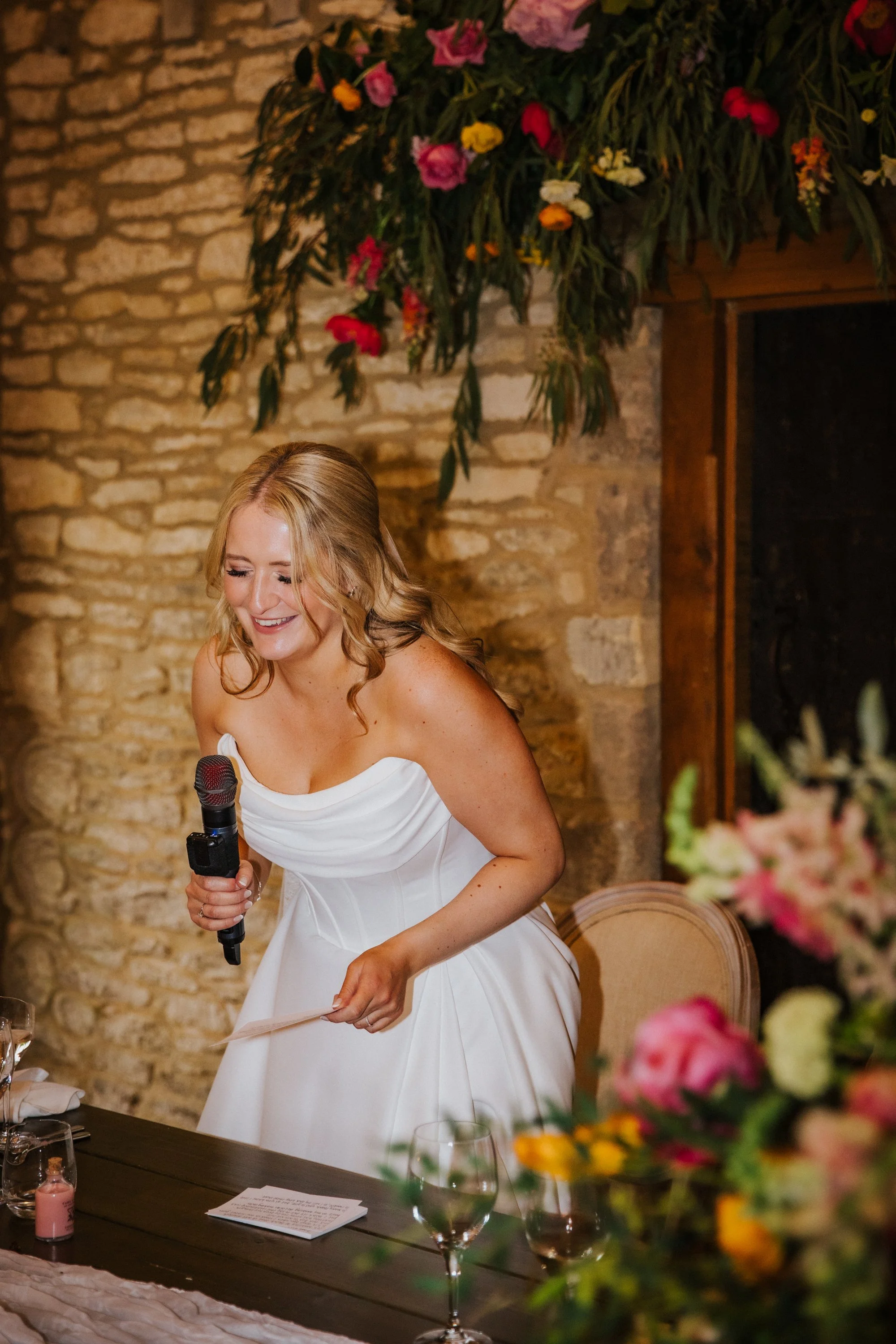 binkynixonphotography_b&t_wed640.jpg
