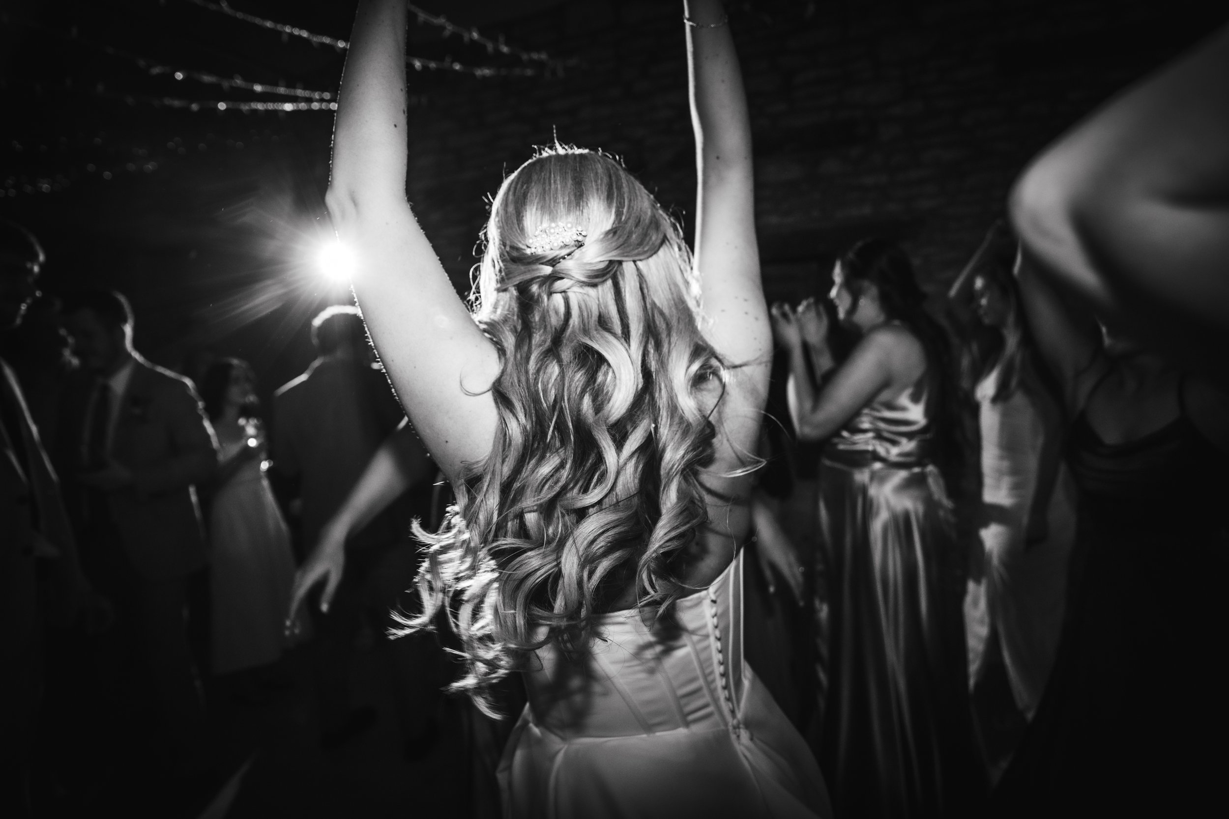 binkynixonphotography_b&t_wed776.jpg
