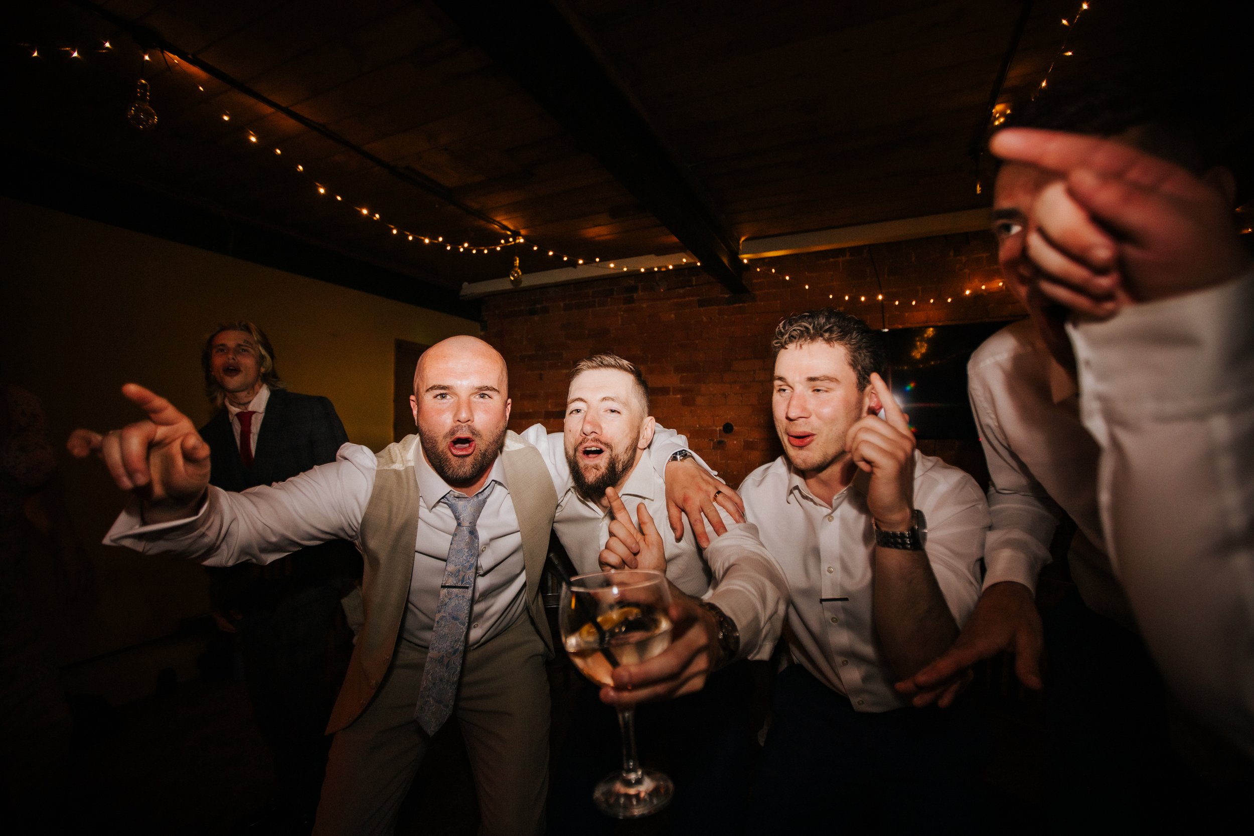 binkynixonphotography_AGWED879.jpg