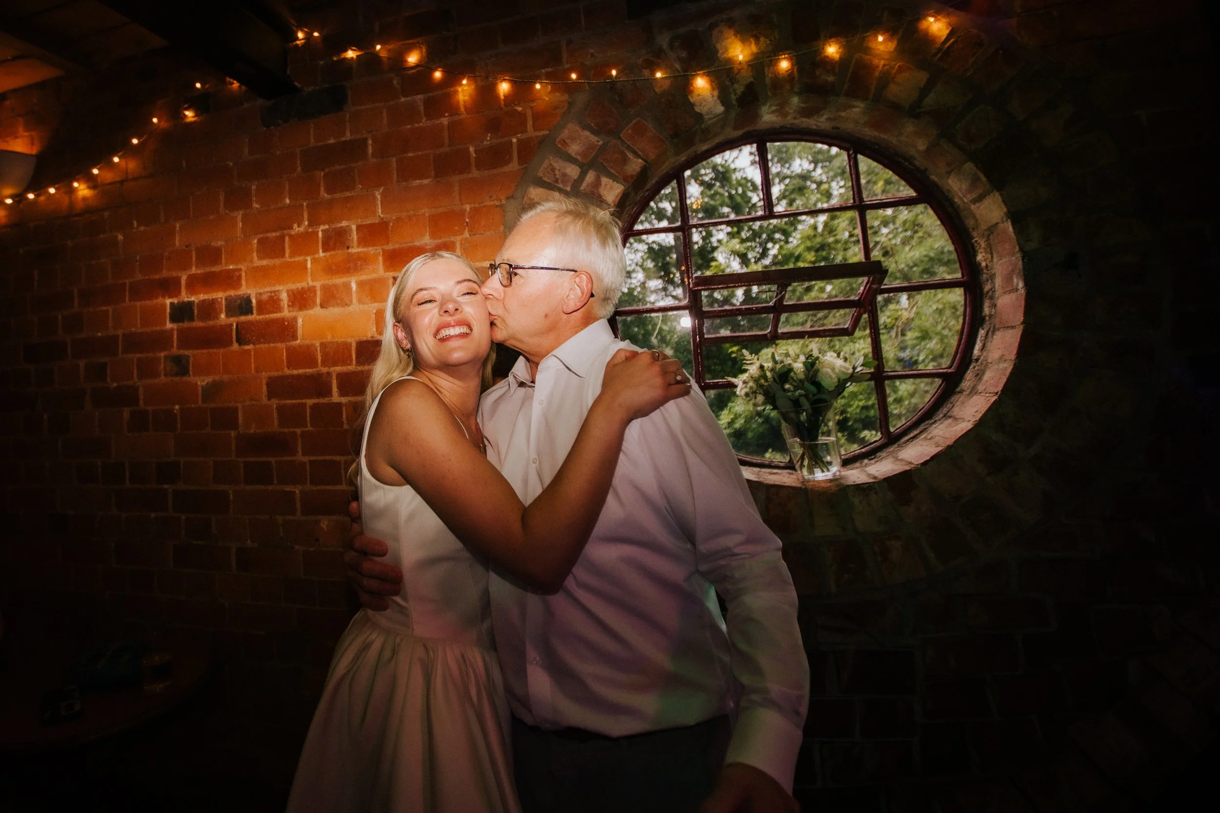 binkynixonphotography_AGWED899.jpg