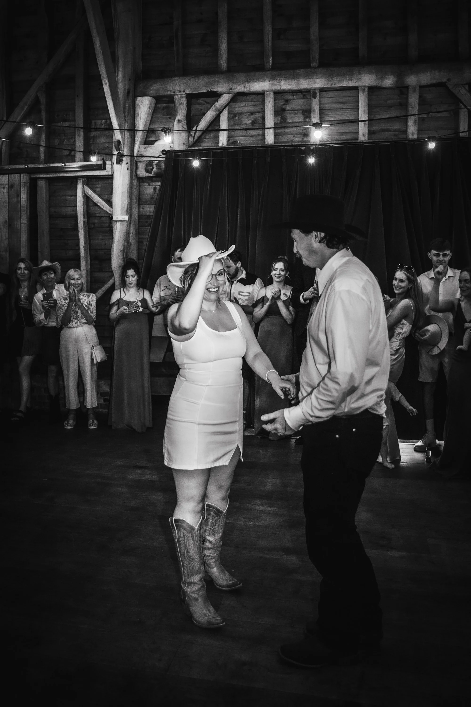 binkynixonphotography_DLWedding716.jpg
