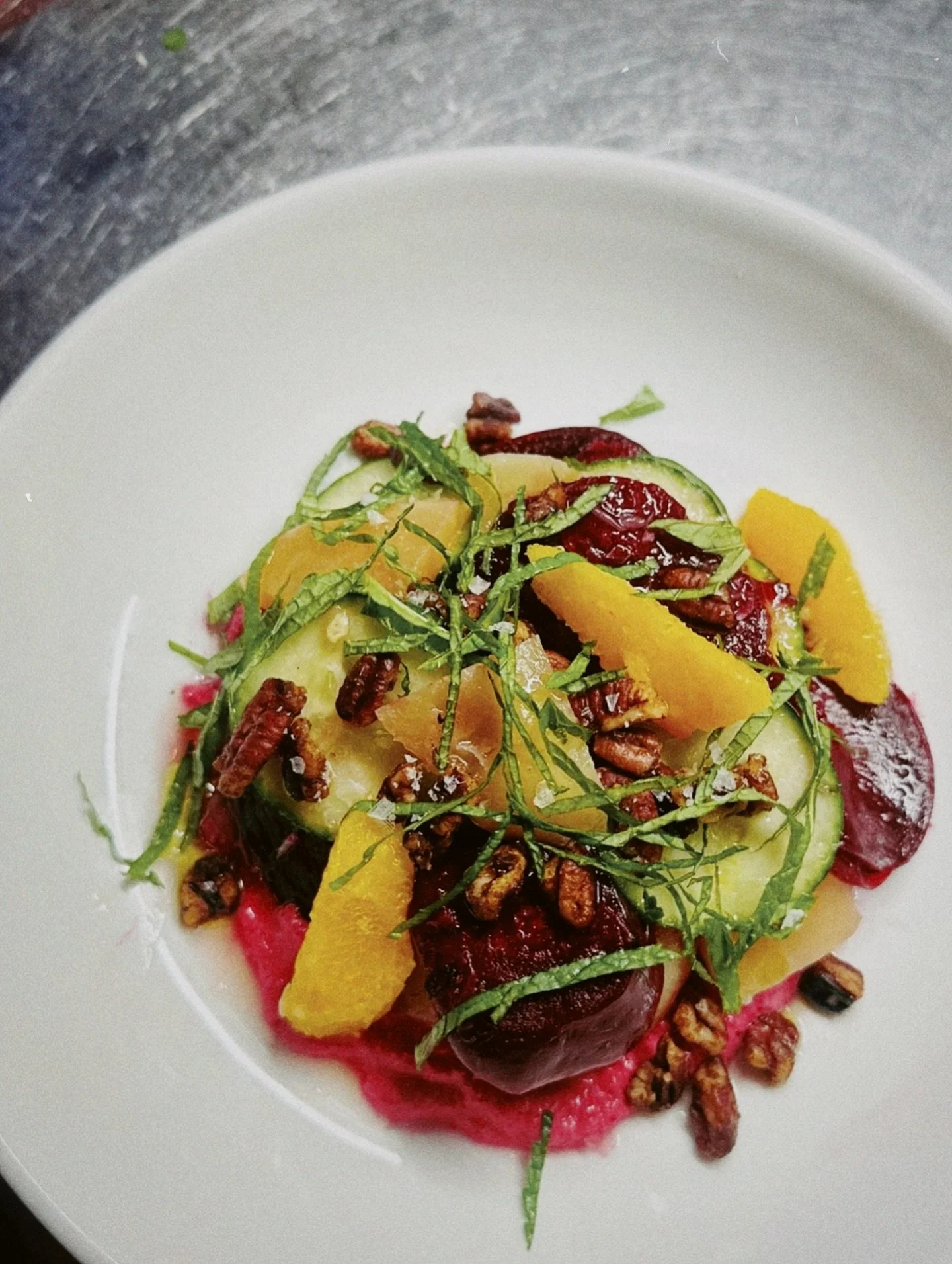 Tri Color Beet Salad | cucumber, orange, tofu, mint, honey roasted walnuts
Mushrooms | porcini, enoki and trumpet mushrooms, roux, lemon zest, focaccia 
Hot Honey Carrots | roasted red pepper, cashew, sesame seeds