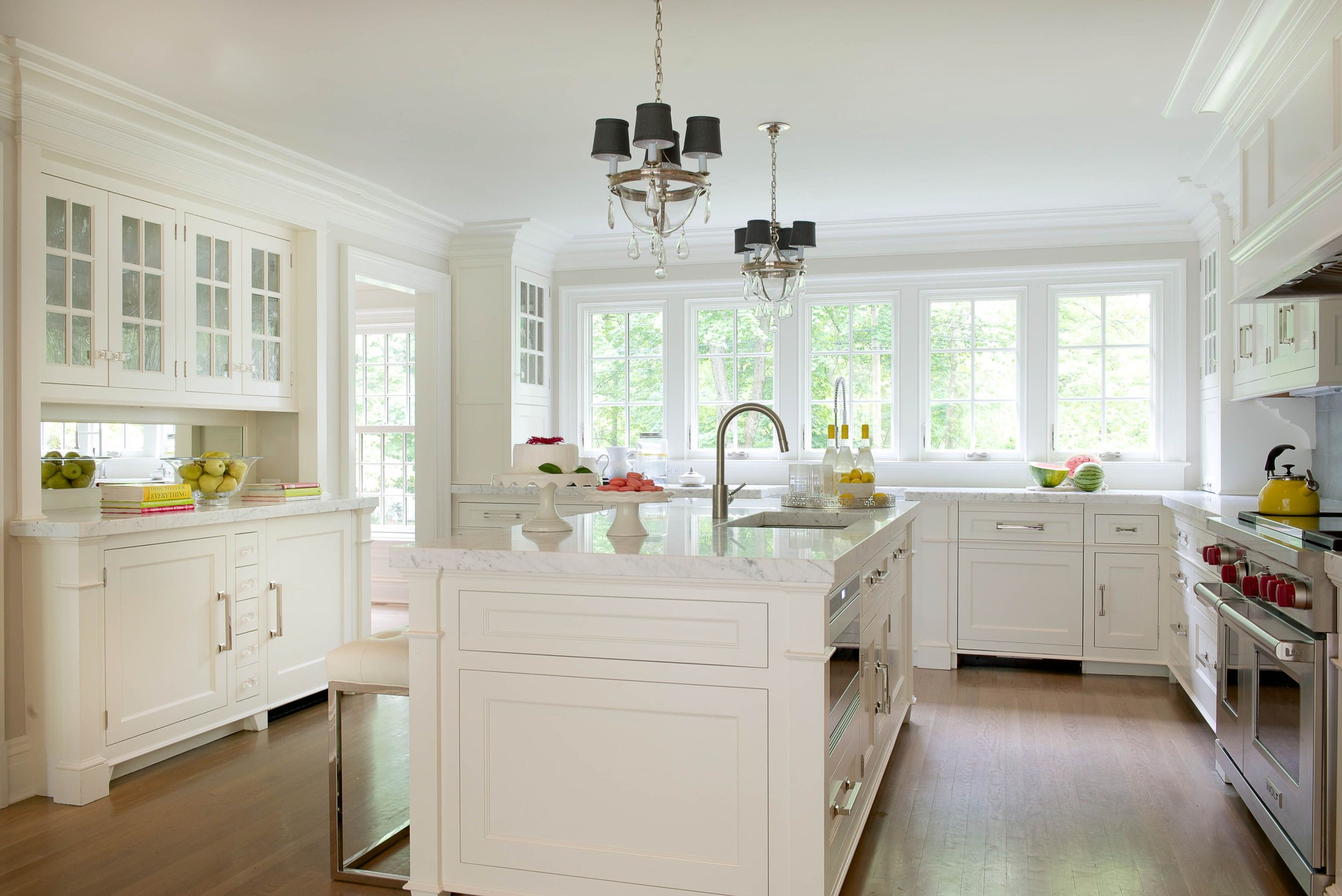 Titus Built - Modern White Kitchen