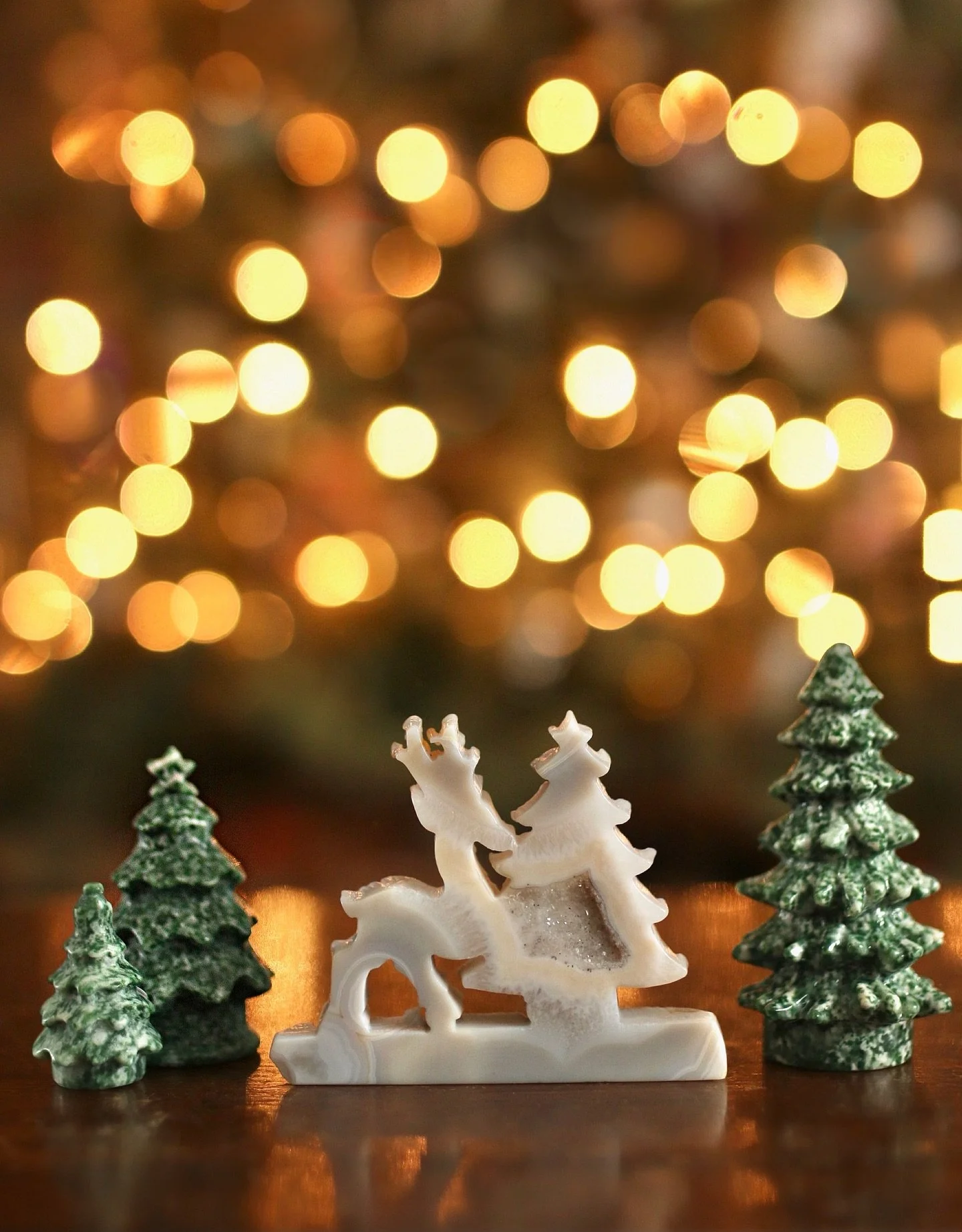 Ready to infuse more festive and uplifting vibes into your traditions this season? 🤩

Check out the &ldquo;holiday crystals&rdquo; section on the website to browse sparkly beauties that can become a special part&nbsp;of your home, year after year. ?