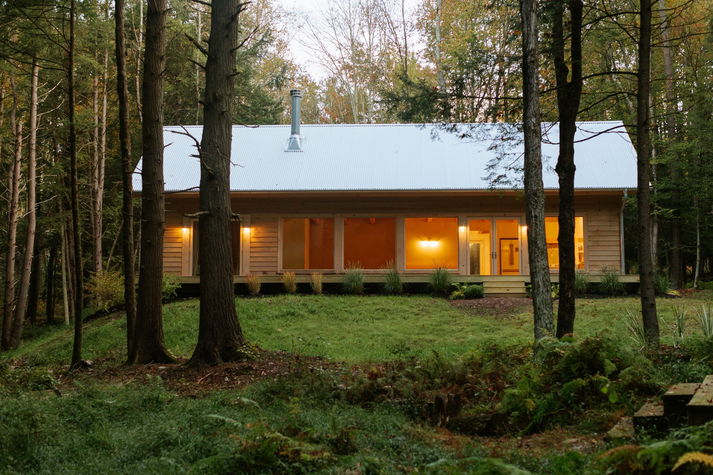 homestedt_cabin_exterior.jpg