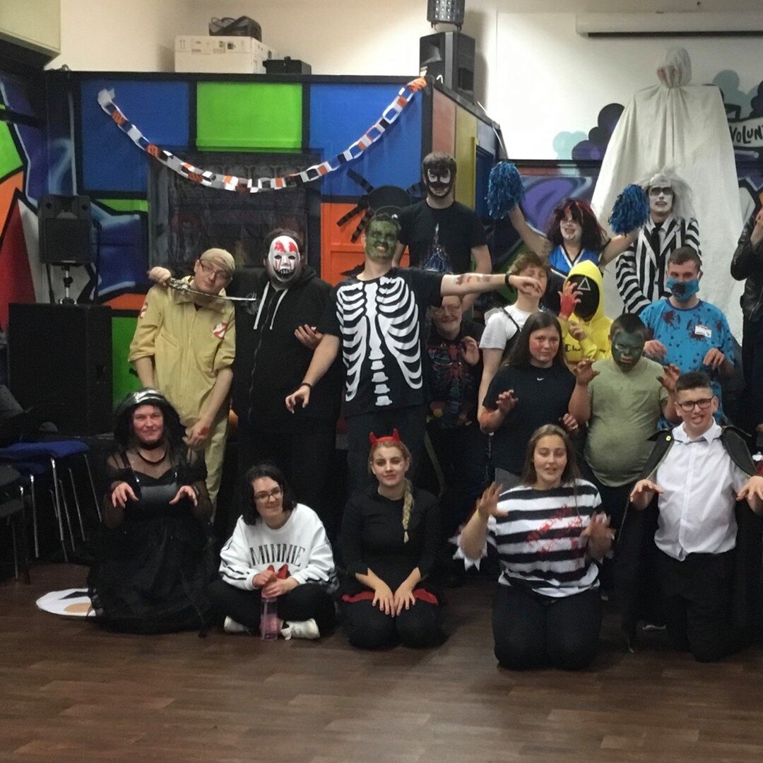 🧟&zwj;♂️ Did you get dressed up for Halloween?
 
If so, show us your costume 🧛&zwj;♀️ so long as it's not toooooo scary!

These are some from our spooky Halloween party at the CVYP.

#Halloween2021 #Spooky #youthclub