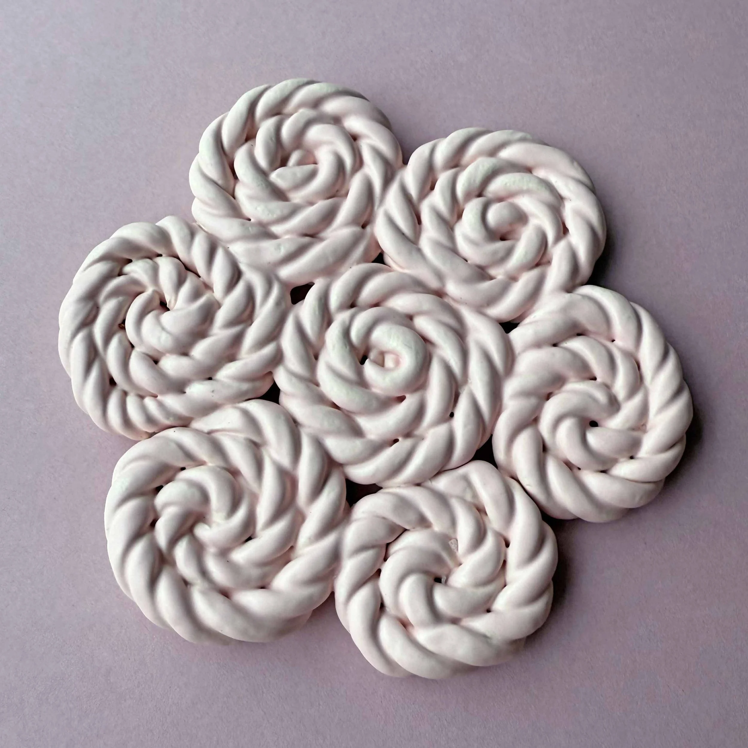 Marshmallow Spoon rest 2.jpg