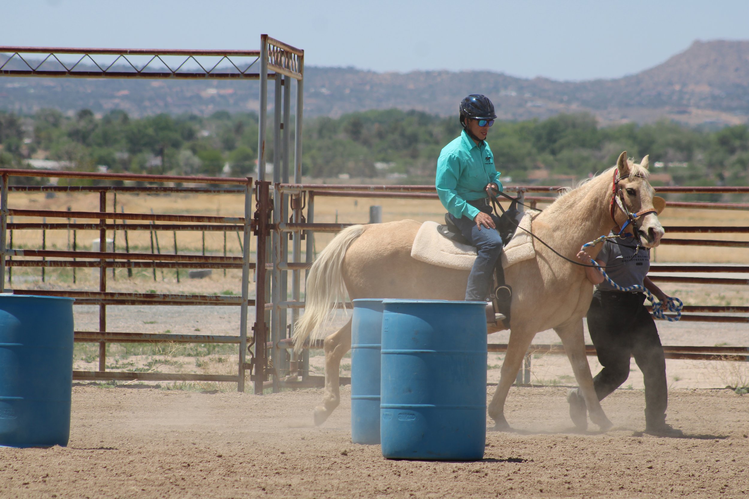 Chris & Moonshine doing barrels 1.JPG