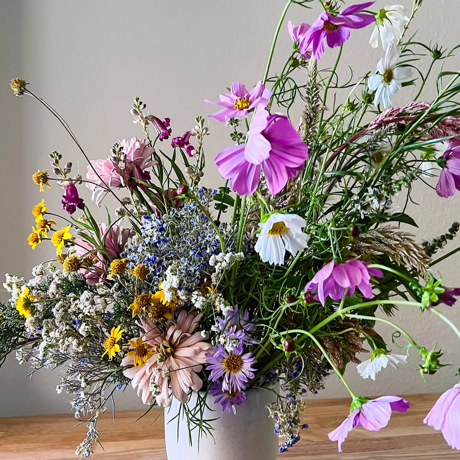 Hand-arranged floral centerpiece for local home or event delivery in Palm Springs, created by specialist florist Posy Laboratory.