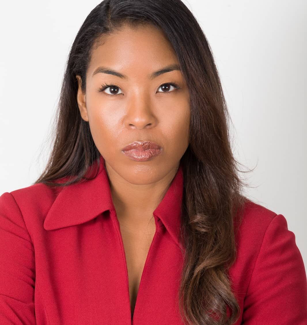 When you're a #lawyer in real life, but you'd rather play one on #tv 😉 #actor #entertainmentlawyer #actorslife #blacklawyers #blacktress #asianactor #blasian #brooklyn #bk #ny #nyactor #NYC #headshot by 📸 @iseeflicks