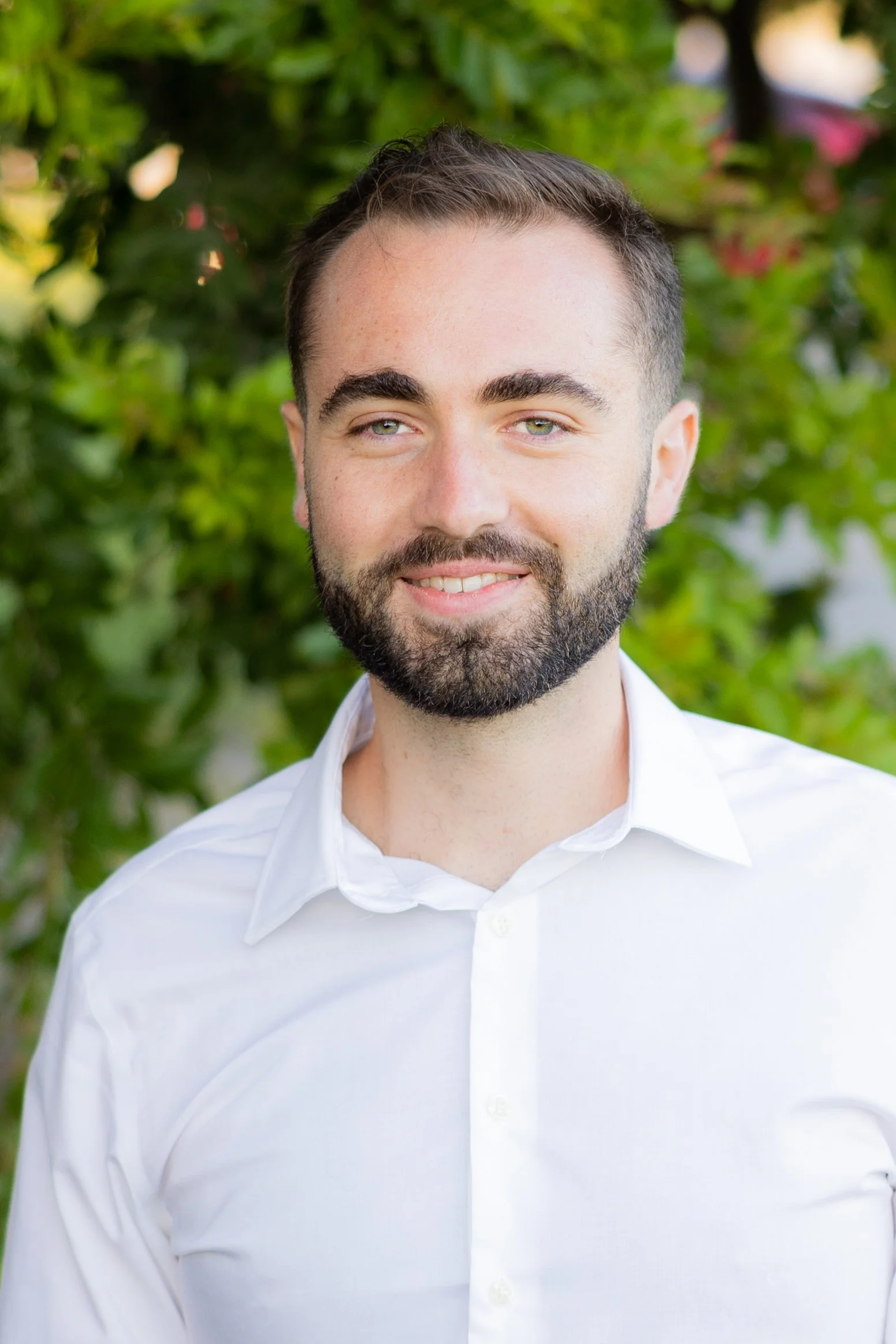 2022-05-28 Eddie UCSB Grad Photos-2831-2.jpg