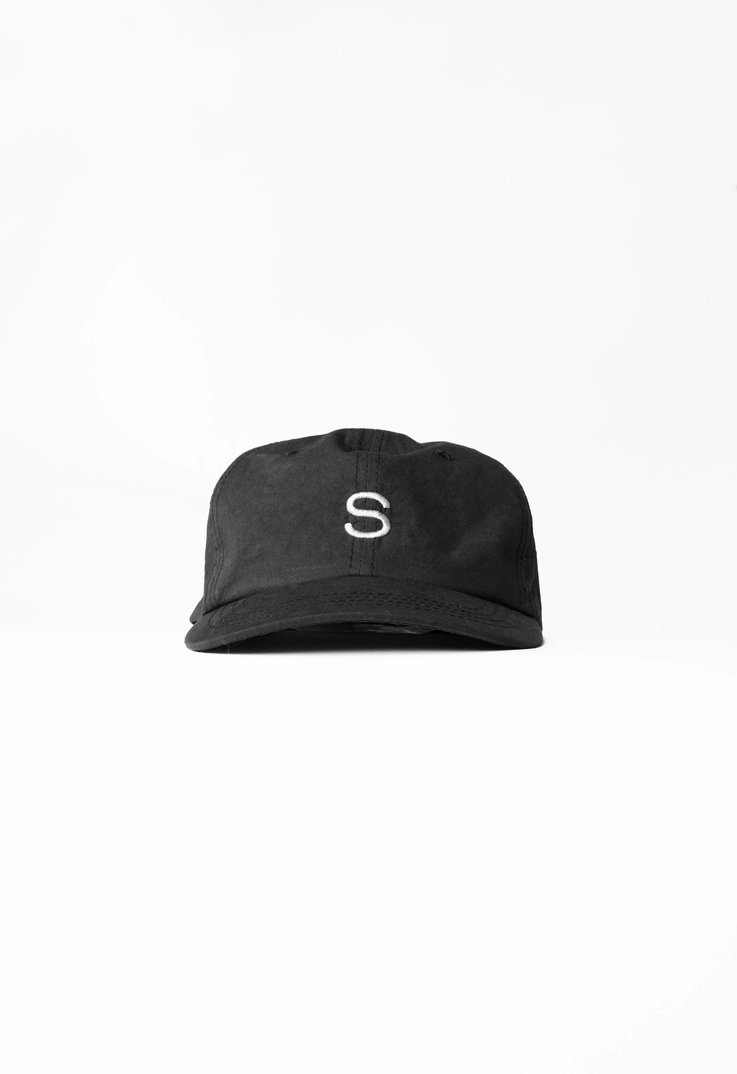 SIX PANEL HAT _ BLACK
