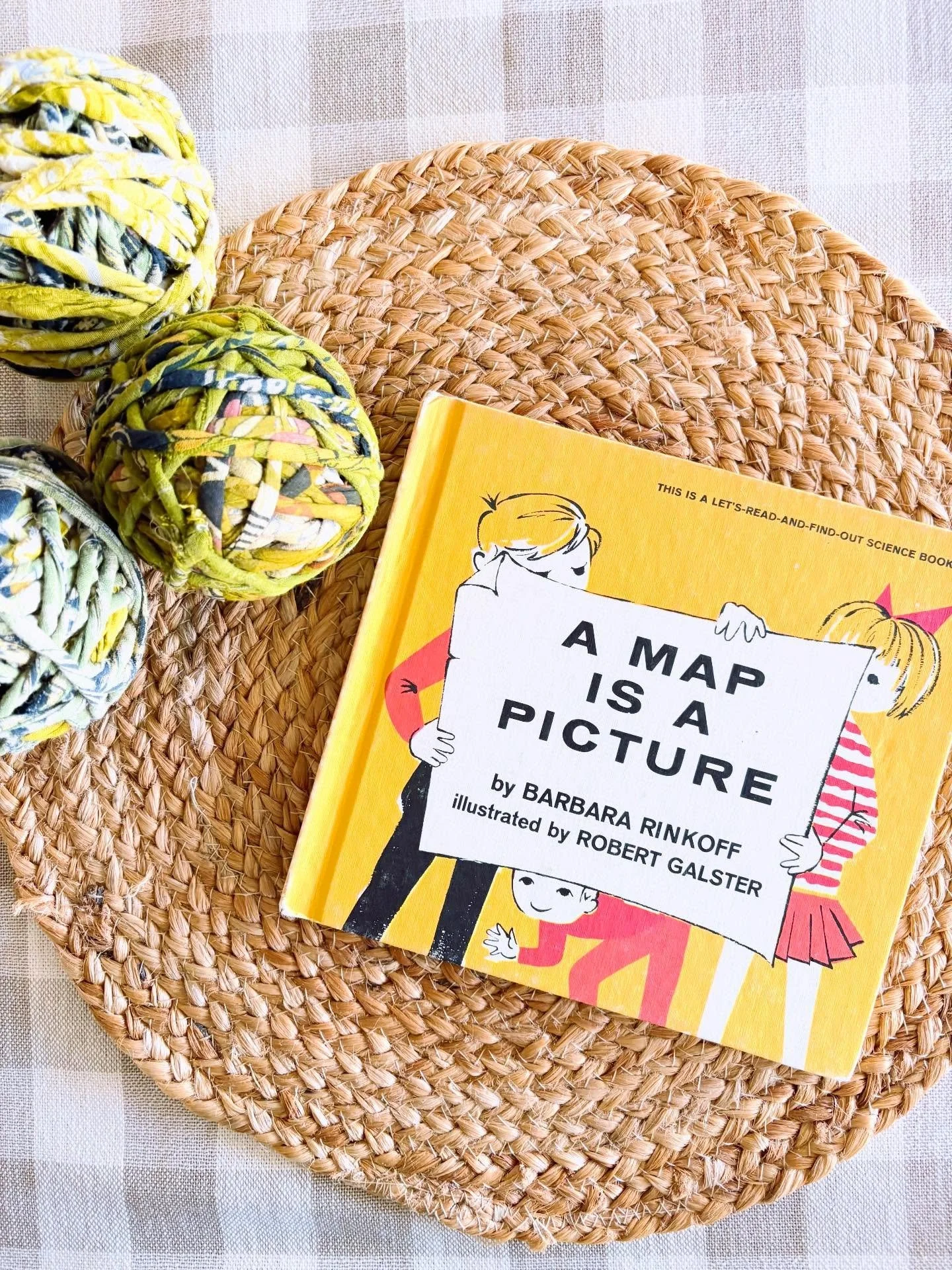 Let&rsquo;s-Read-And-Find-Out &ldquo;A Map Is a Picture&rdquo; by Barbara Rinkoff, 1965

Hardcover, excellent condition 

$14 + shipping 
&bull;
&bull;
Please comment me, mine, 🙋🏻&zwj;♀️, or sold to claim!

#jcbchildrensbooks 
#jcbavailable 
#novsc