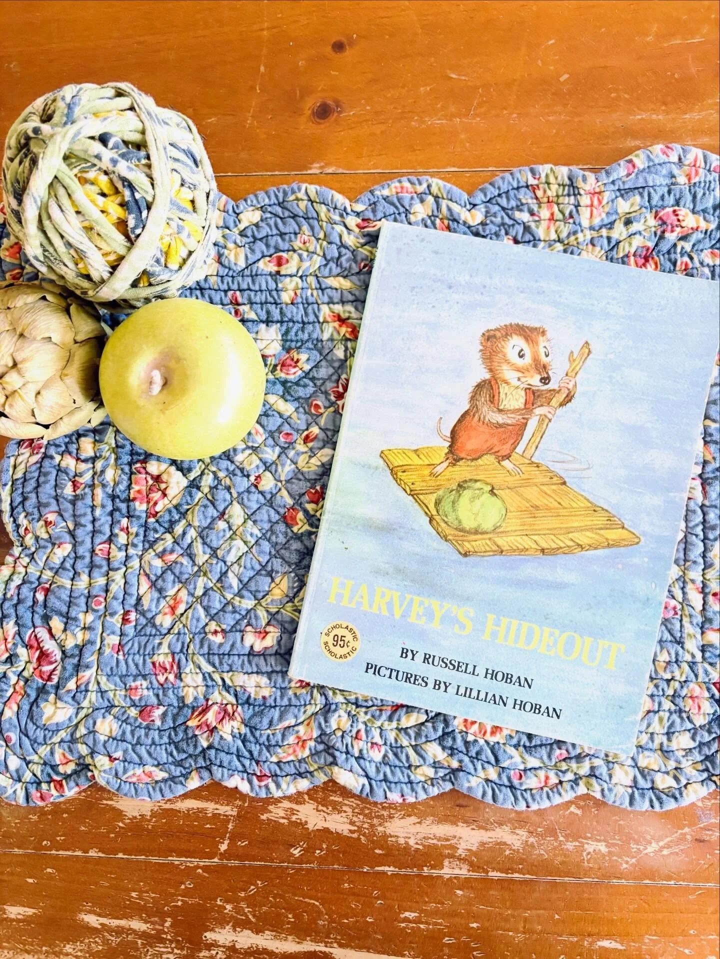 &ldquo;Harvey&rsquo;s Hideout&rdquo; by Russell Hoban, 1972

&ldquo;For big sisters and little brothers in dens, burrows, and houses everywhere.

&ldquo;Mildred,&rdquo; said Father Muskrat, &ldquo;it is true that Harvey is selfish and inconsiderate, 