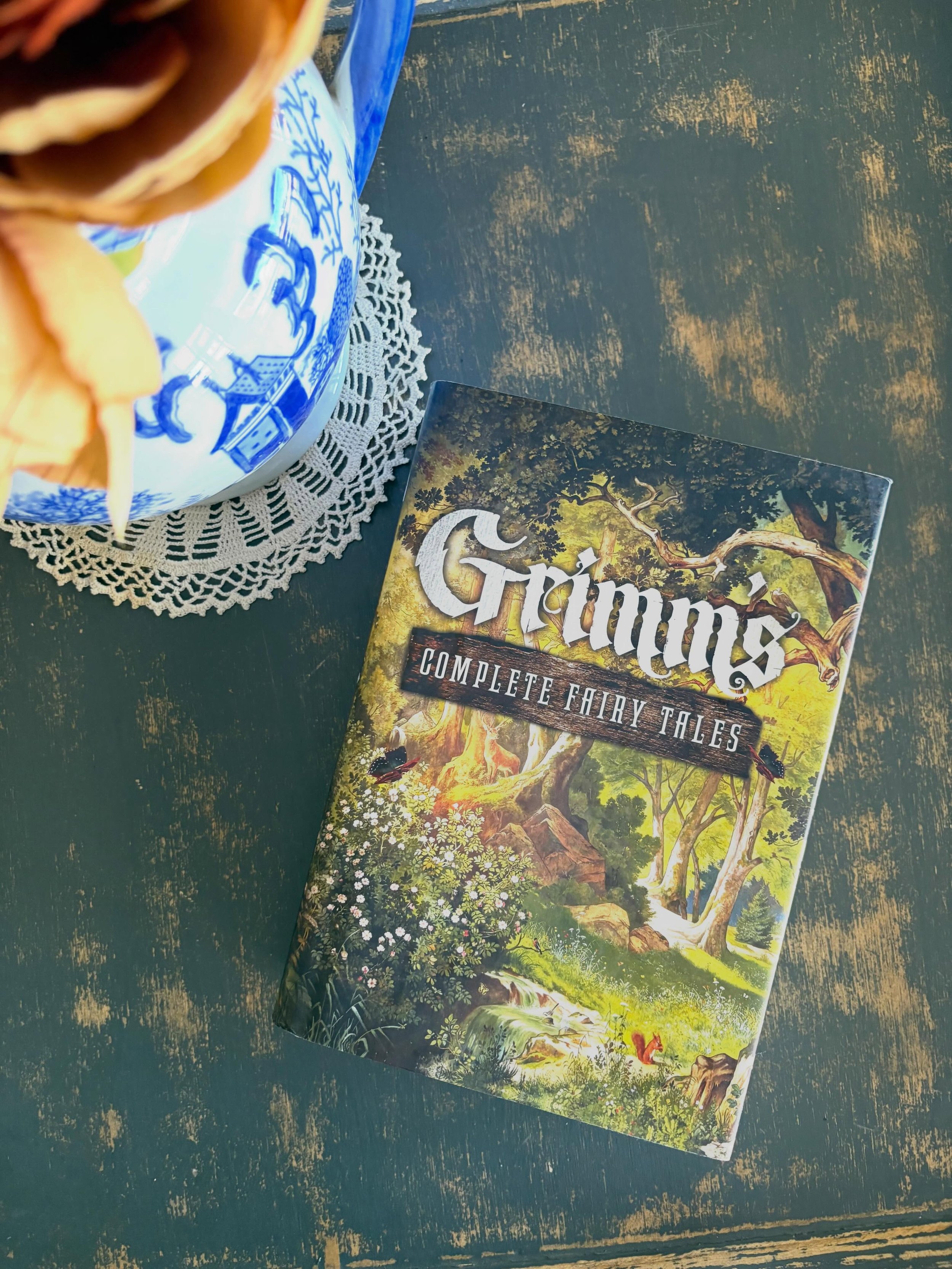 &ldquo;Grimm&rsquo;s Complete Fairy Tales&rdquo; 2009

&ldquo;The fairy tales of the Brothers Grimm are among the best-loved and most famous in all of literature. What reader is not familiar with the stories &ldquo;Little Red Riding Hood&rdquo;, &ldq