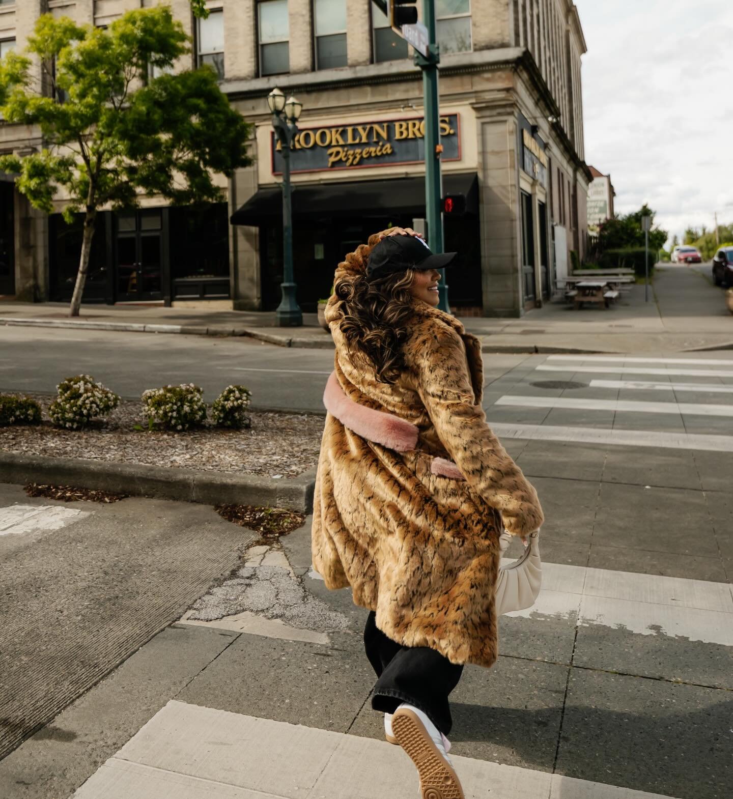 Run don&rsquo;t walk, book our charm bar for your next girls night, bridal shower, baby shower, or literally just because 💕🪩✨ 

#seattlecharmbar #mobilecharmbar #seattlemobilecharmbar #charmbraceletpopup #charmbraceletseattle #charmbarseattle