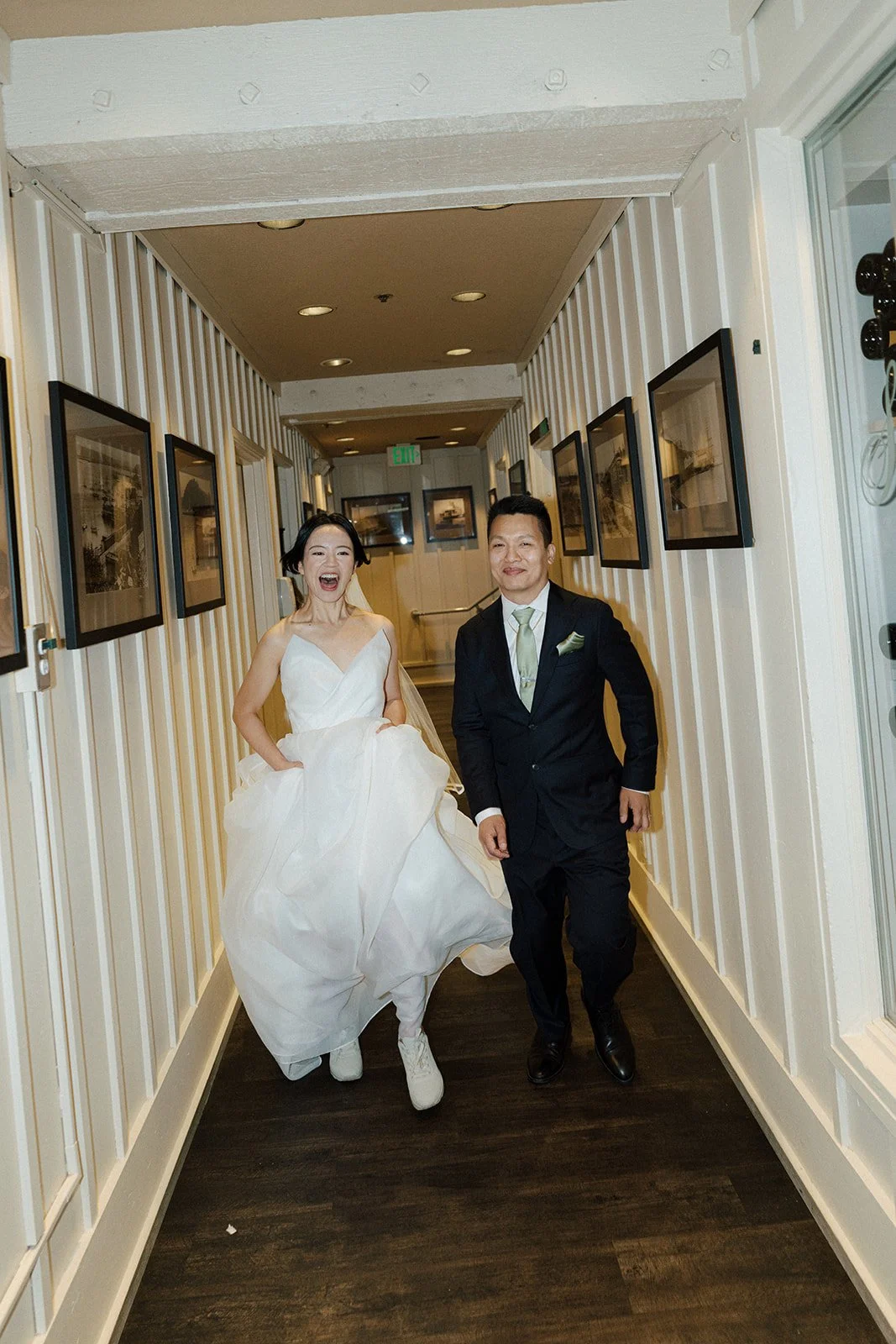 Victoria-Kelvin-Wedding-at-Saltys-Alki-Beach-44.jpg