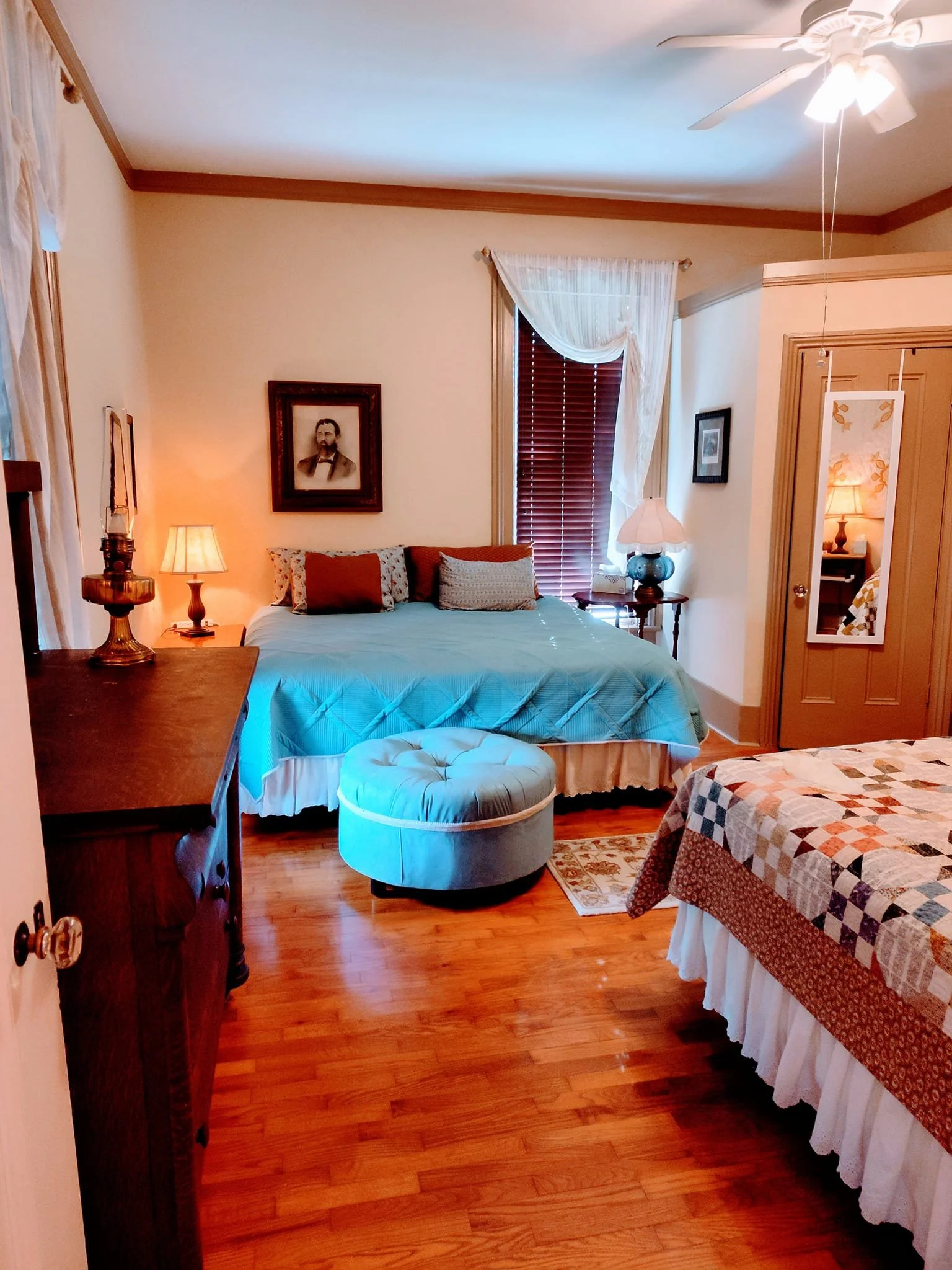 Bed and Breakfast — Whistlestop Manor