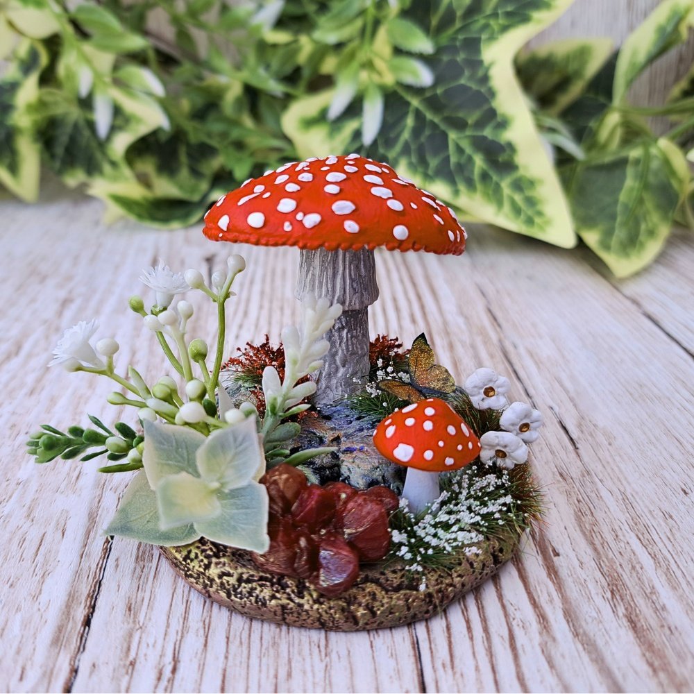 Crystal Shroom Scarlett.jpg