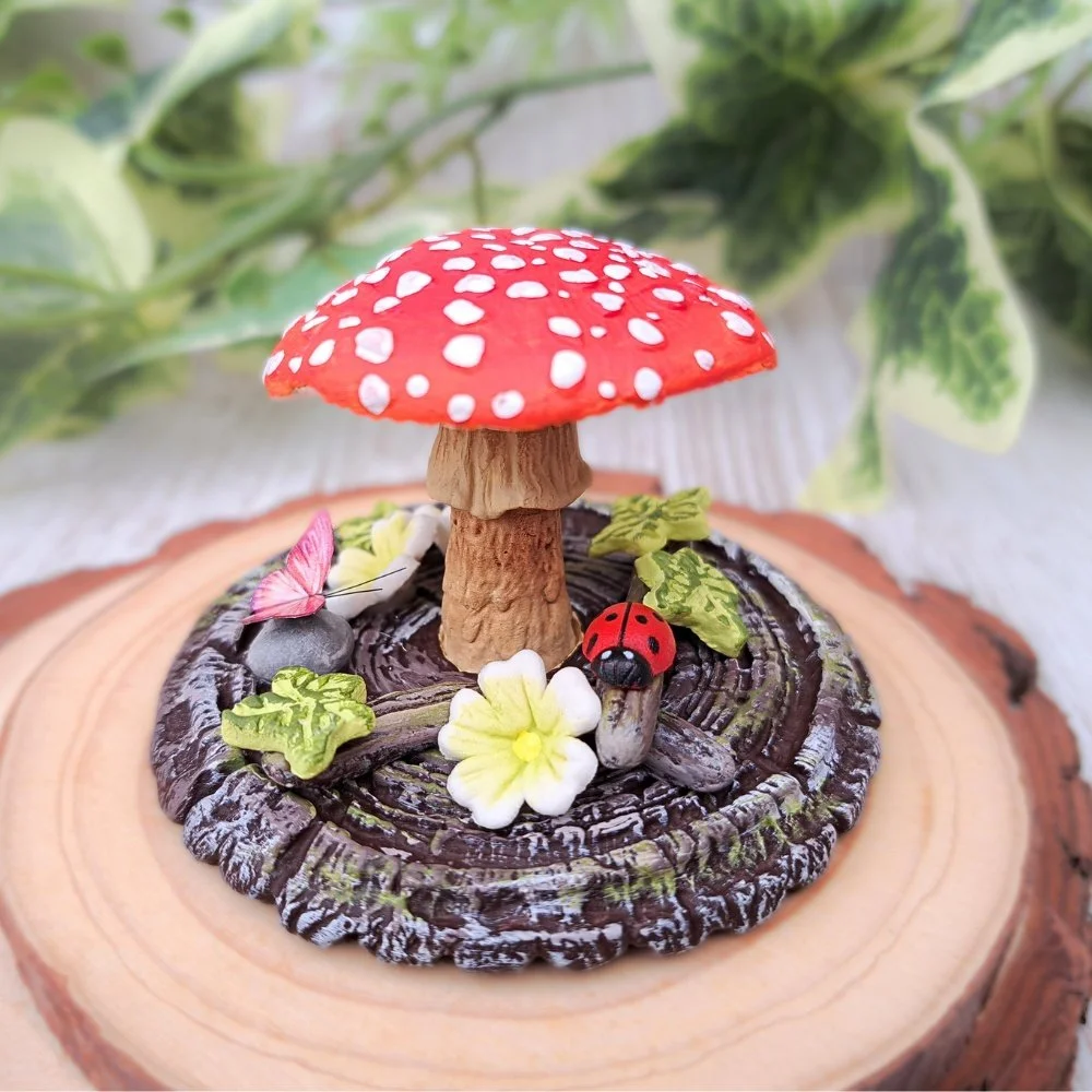 red shroom ladybird.jpg