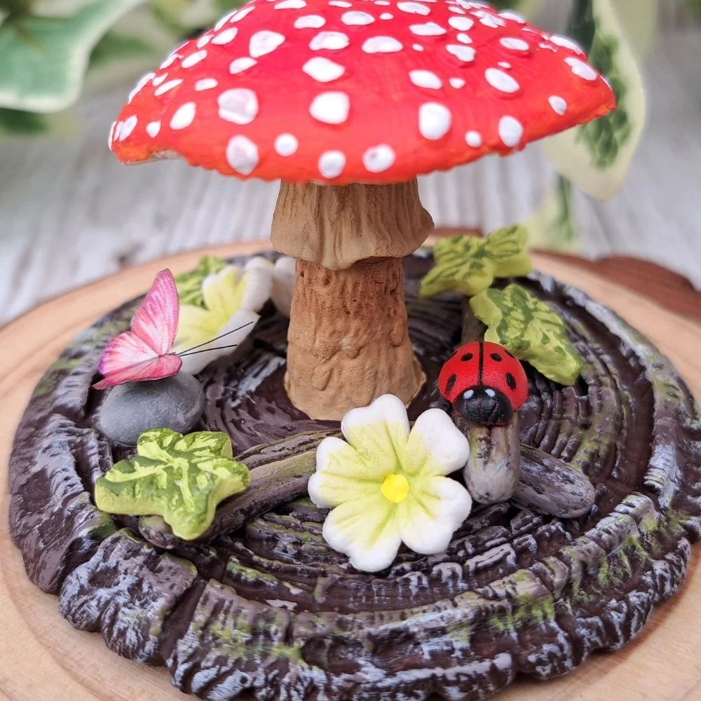 red shroom ladybird (2).jpg
