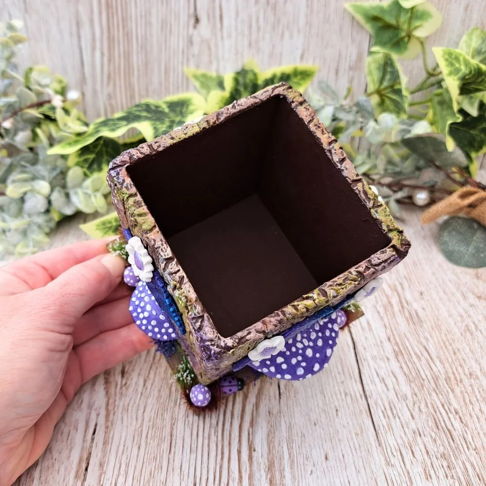 Purple mushroom storage pen pot (7).jpg