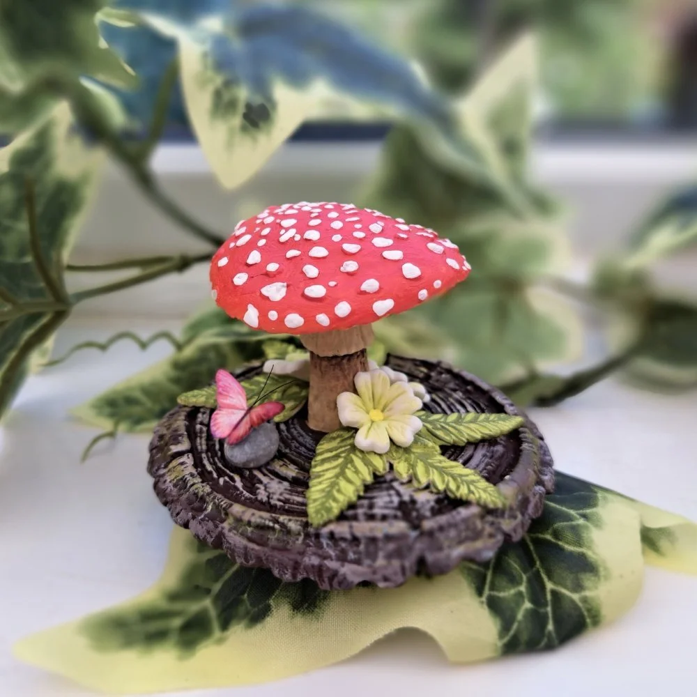 Shroom with ferns (4).jpg