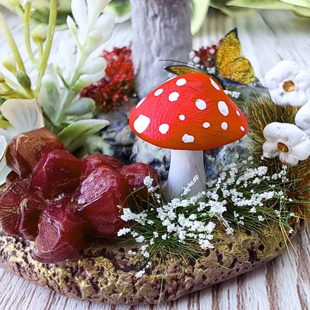 Crystal Shroom Scarlett (8).jpg