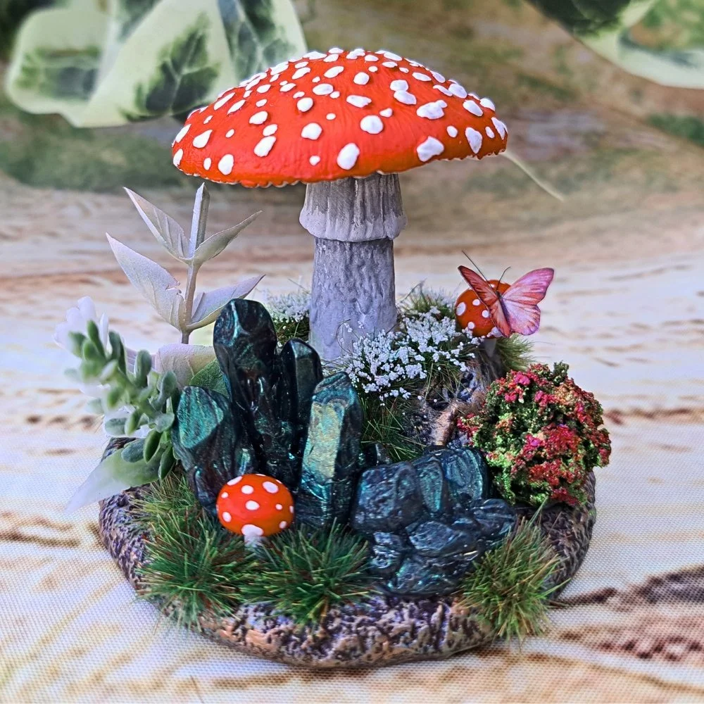 Crystal Shroom Ruby (4).jpg