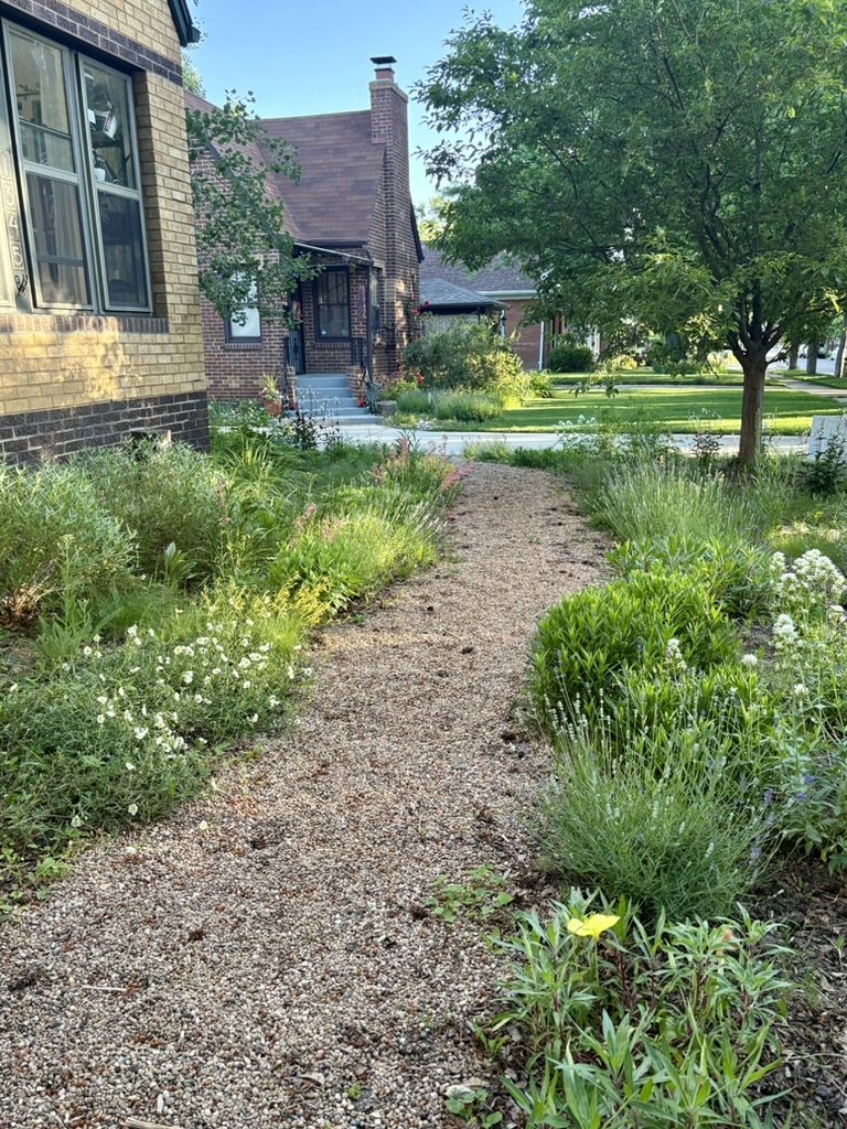 Regenerative urban habitat gardens
