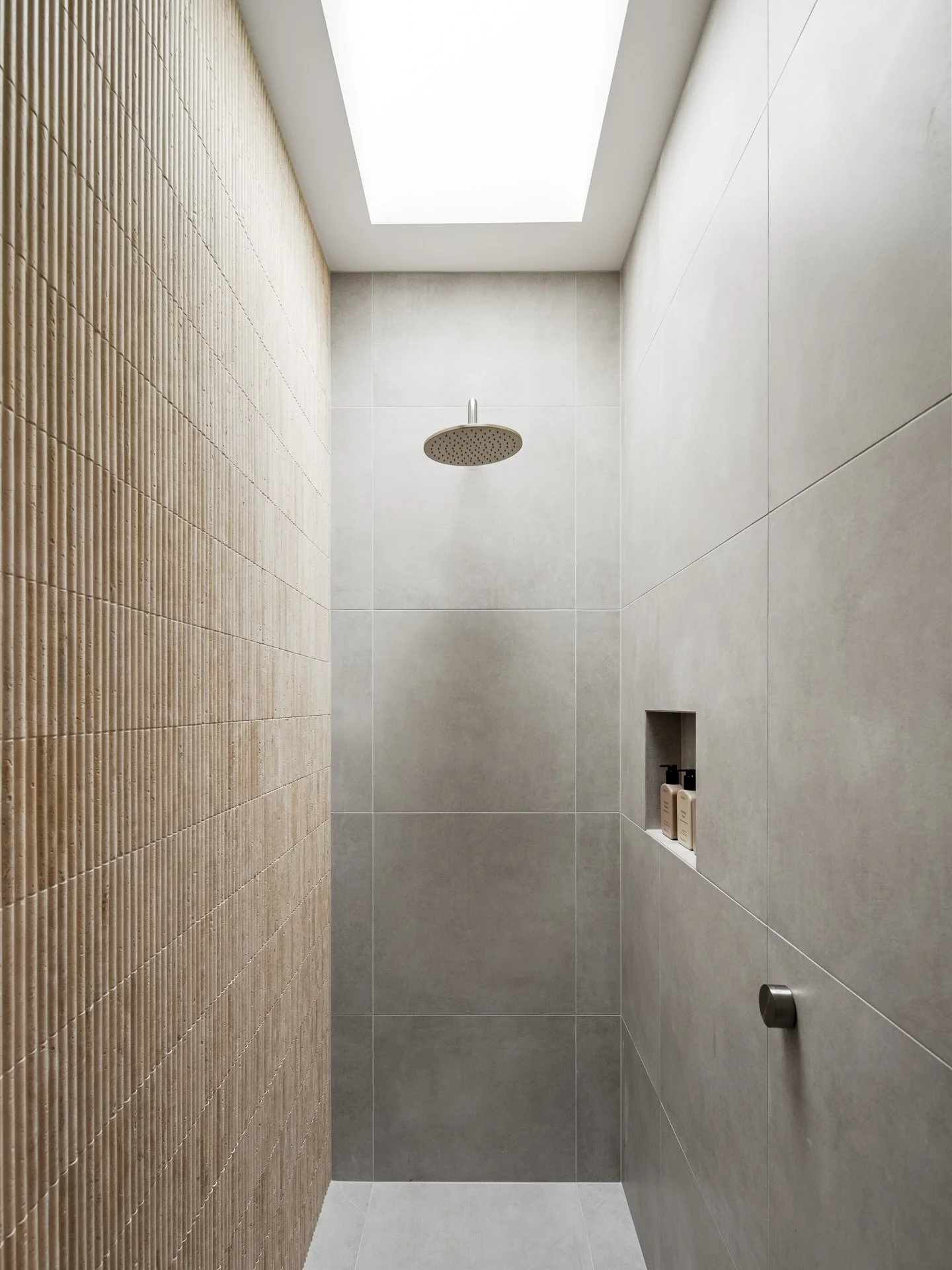 Simple details, timeless design &mdash; our new office bathroom. 

Photography: @oneeighty.au