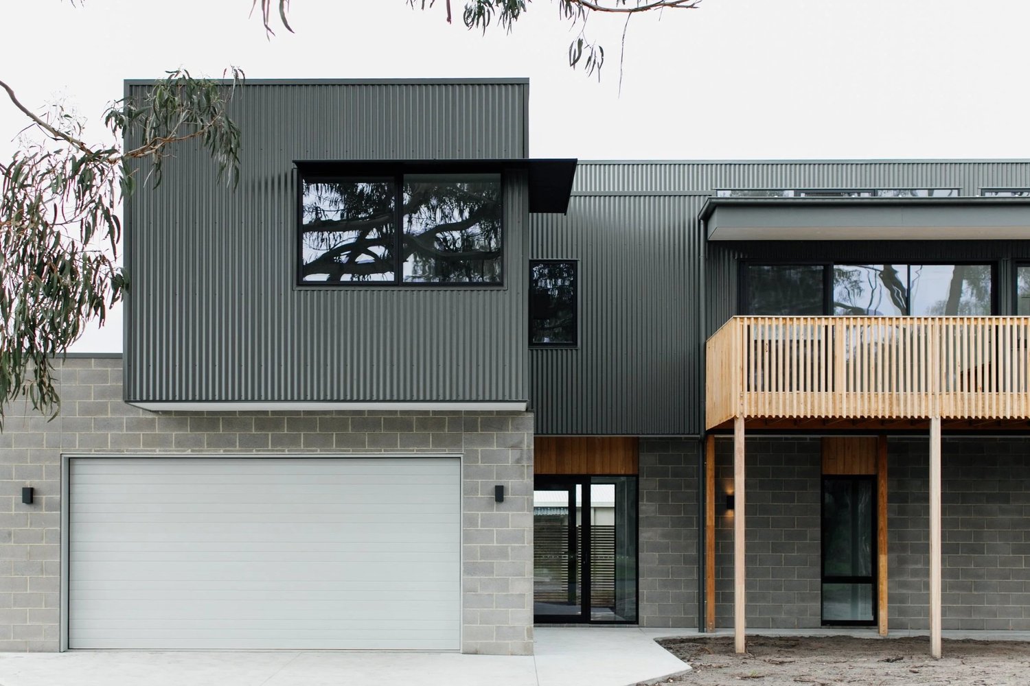 Latest News — Harris Build