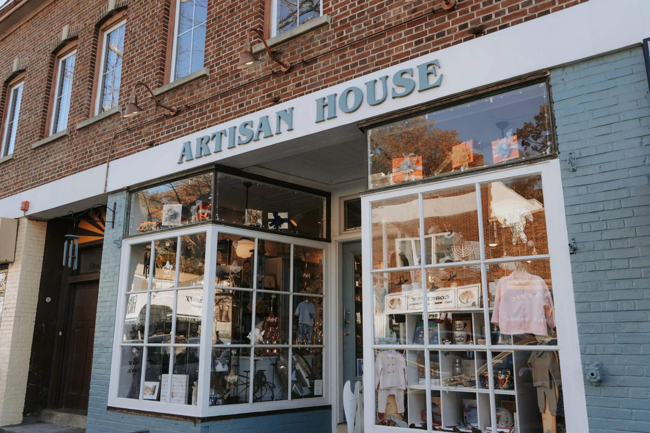 ARTISAN HOUSE / NORTHPORT VILLAGE UNIQUE GIFT STORE