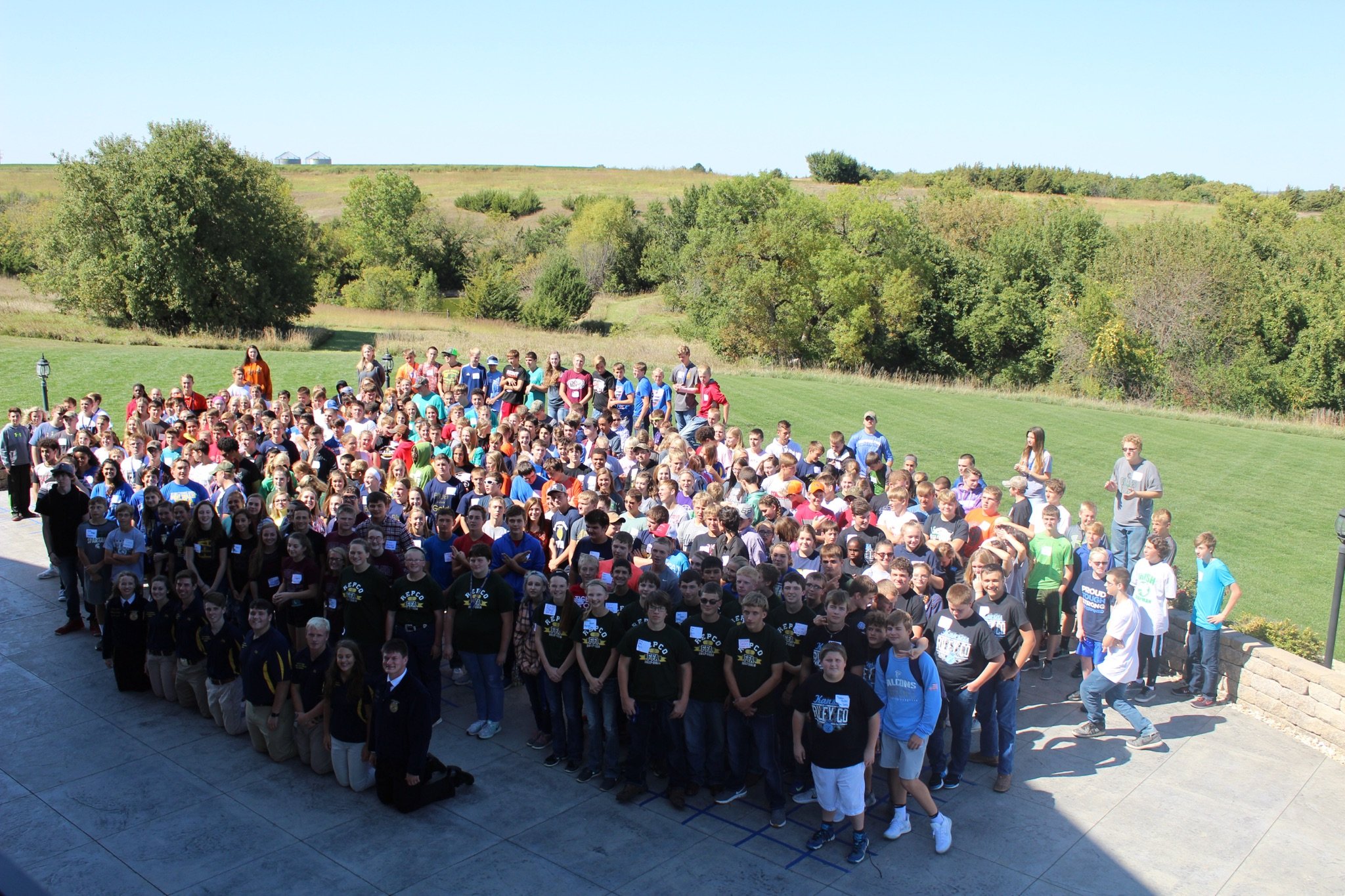200 FFA Greenhands on outside patio of Clay Center venue.