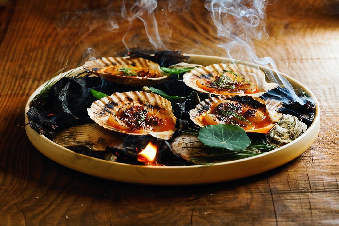 A new season begins ❄️//

We like fire + things from the sea, including these rich abrolhos scallops from the cooler months of last year.