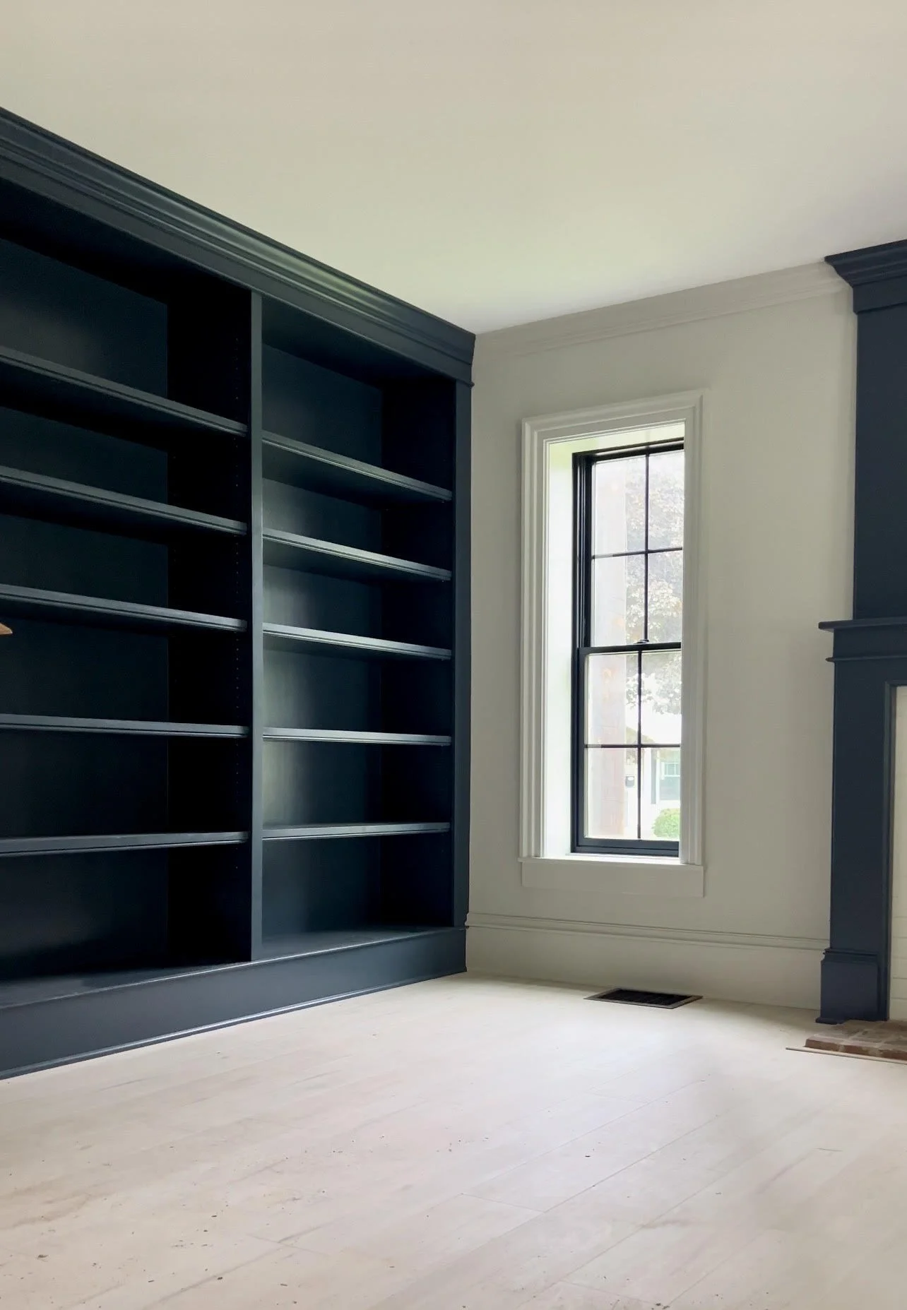 37 Hamilton Book Shelf.jpg