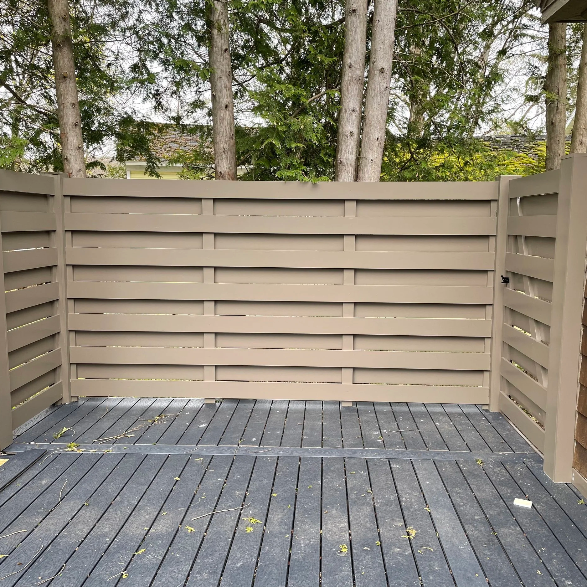 Composite Deck &amp; PVC Privacy Fence