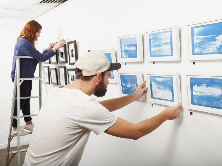 JOIN THE LIGHT GALLERY COMMITTEE </a>