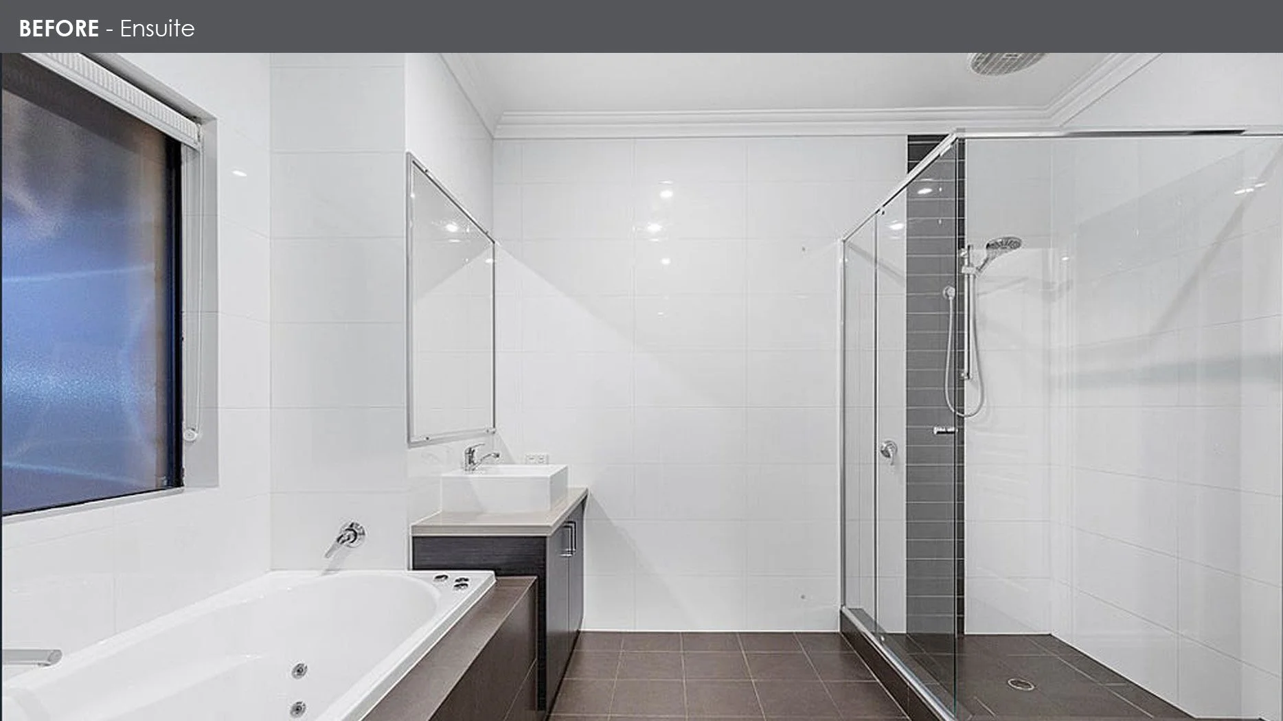 Ensuite - Before.jpg
