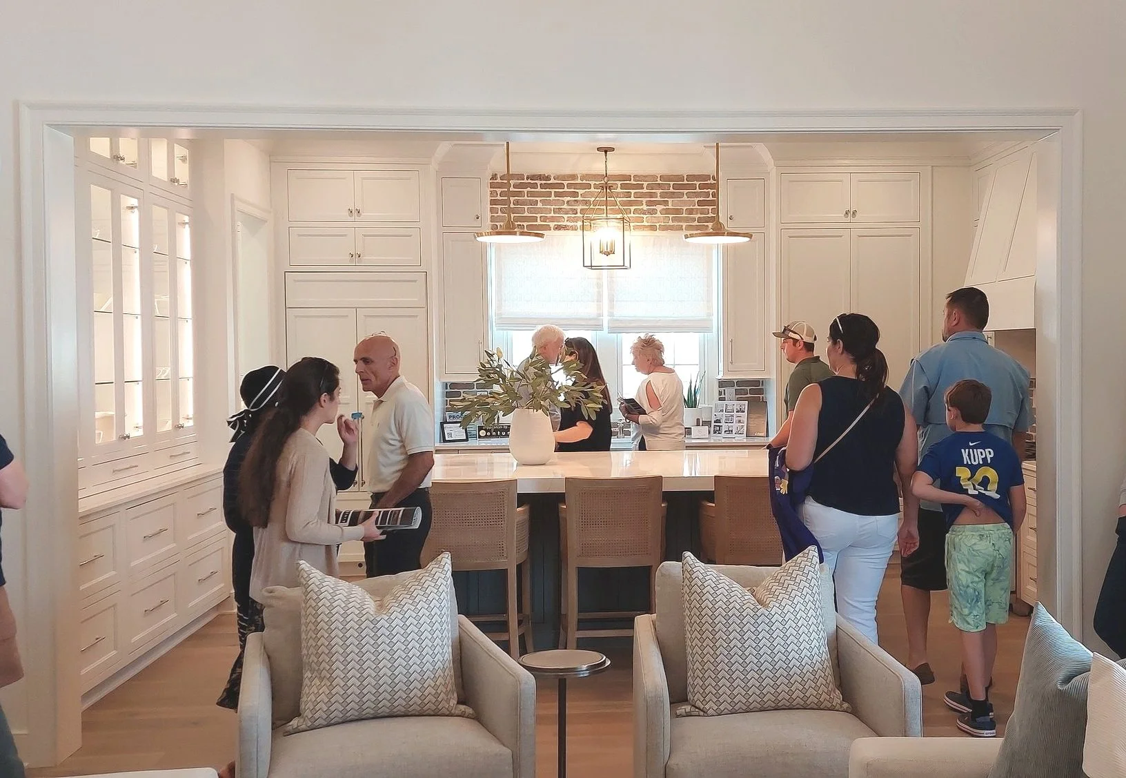 Modern farmhouse style kitchen, modern farmhouse style interiors