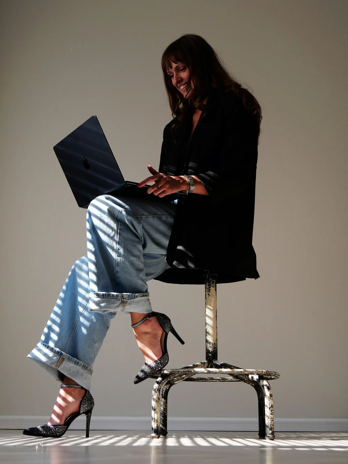 𝙴𝚟𝚎𝚗 𝚟𝚘𝚘𝚛𝚜𝚝𝚎𝚕𝚕𝚎𝚗: 𝚗𝚒𝚎𝚞𝚠 𝚝𝚎𝚊𝚖𝚕𝚒𝚍 𝙼𝚊𝚛𝚒𝚜𝚓𝚊 𝙱𝚒𝚓𝚍𝚎𝚟𝚊𝚊𝚝𝚎
Daar is ze dan😁voor de zomer deed ik een vacature eruit voor mijn eerste medewerker in loondienst. Uit 74 reacties heb ik een hele fijne toevoeging gevond