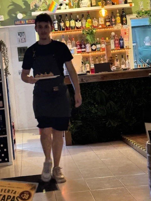 Thomhas.jpg
