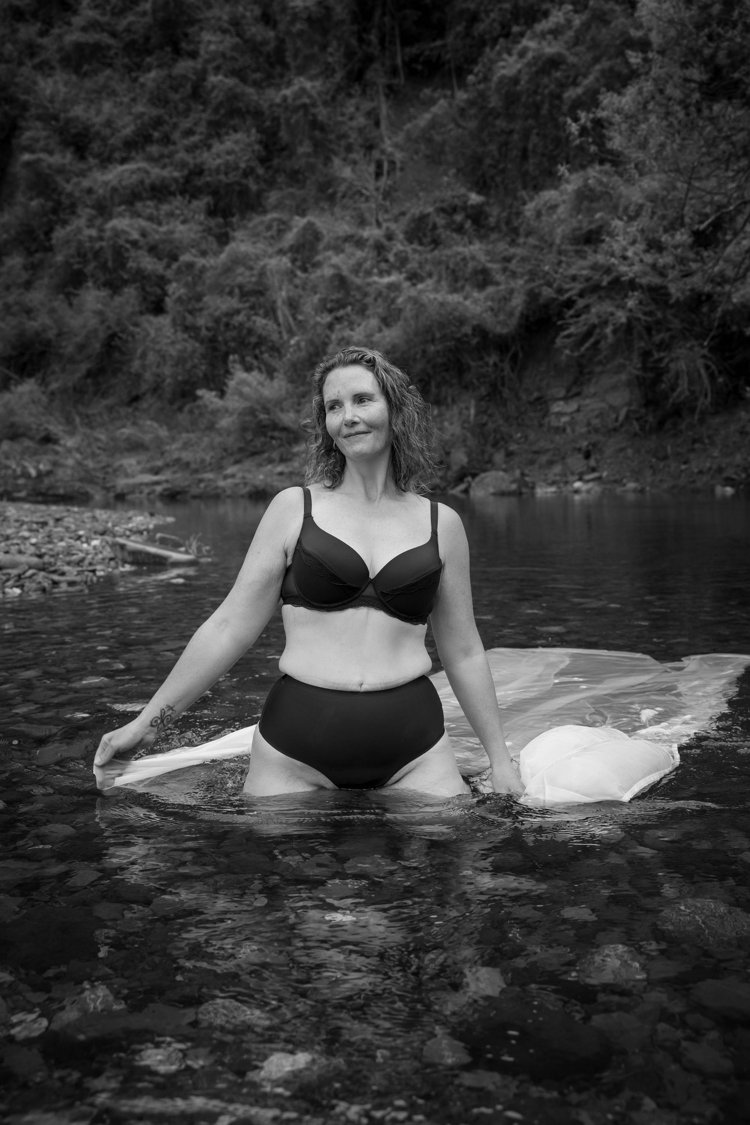 Boudoir Photoshoot Nature-10.jpg