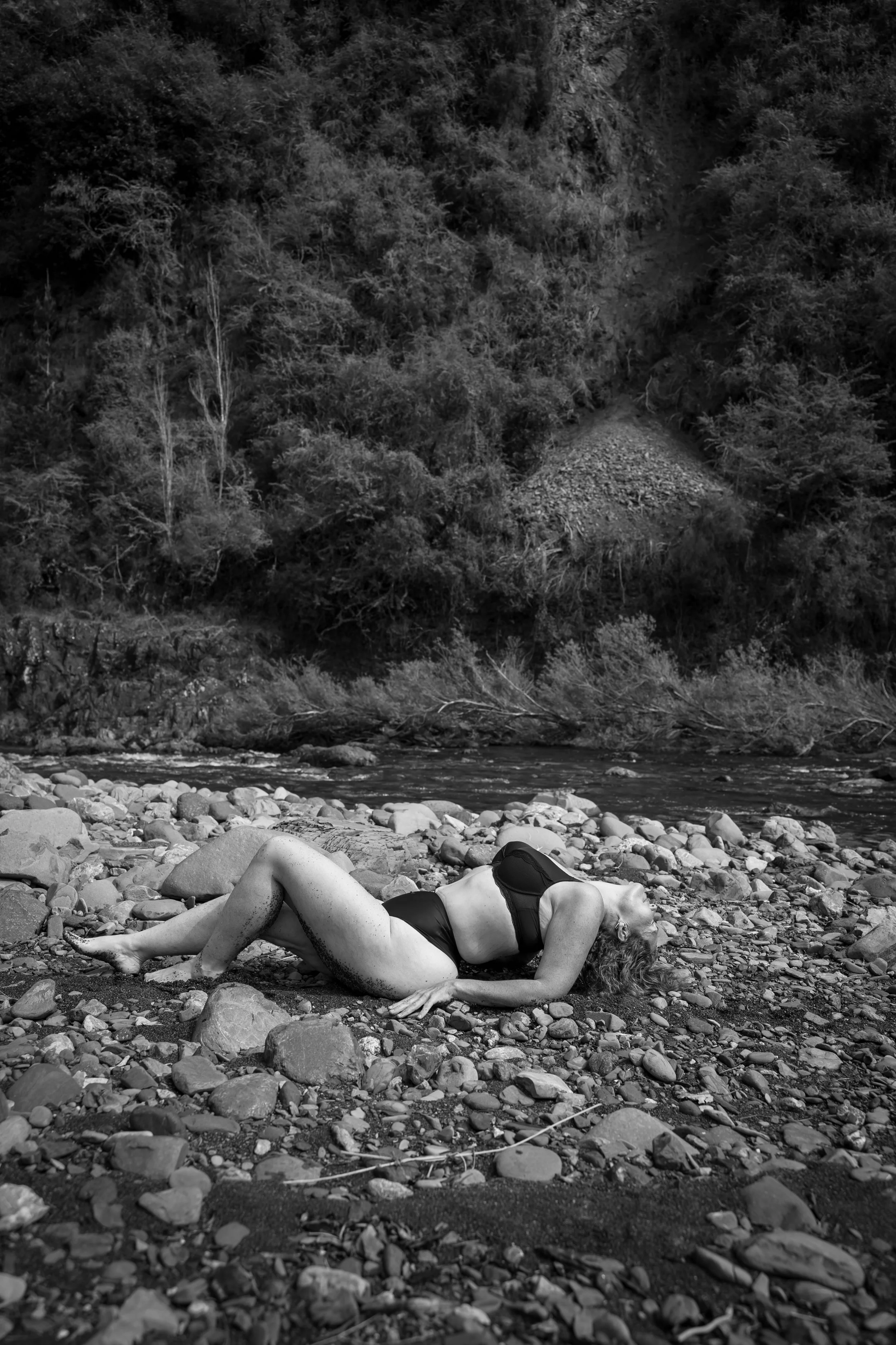 Boudoir Photoshoot Nature-17.jpg