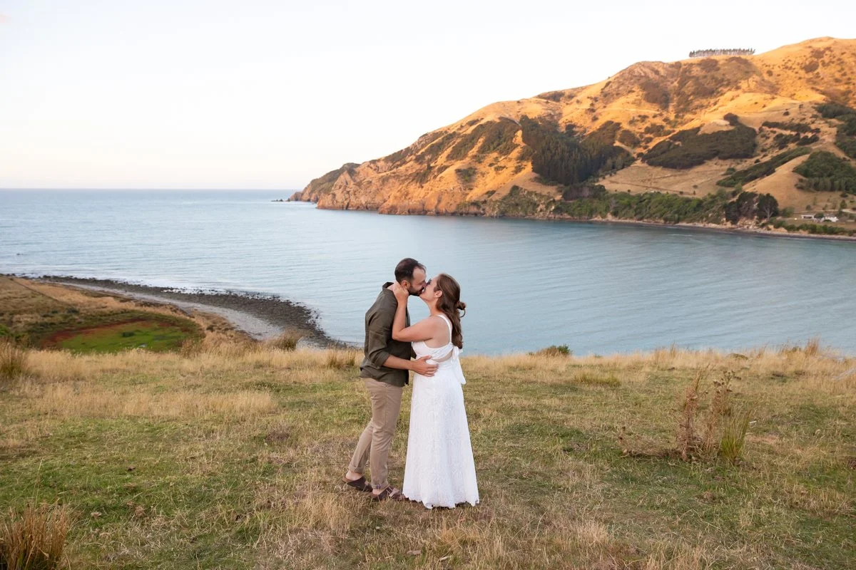 A Sunset Cable Bay Wedding for Niels &amp; Janne